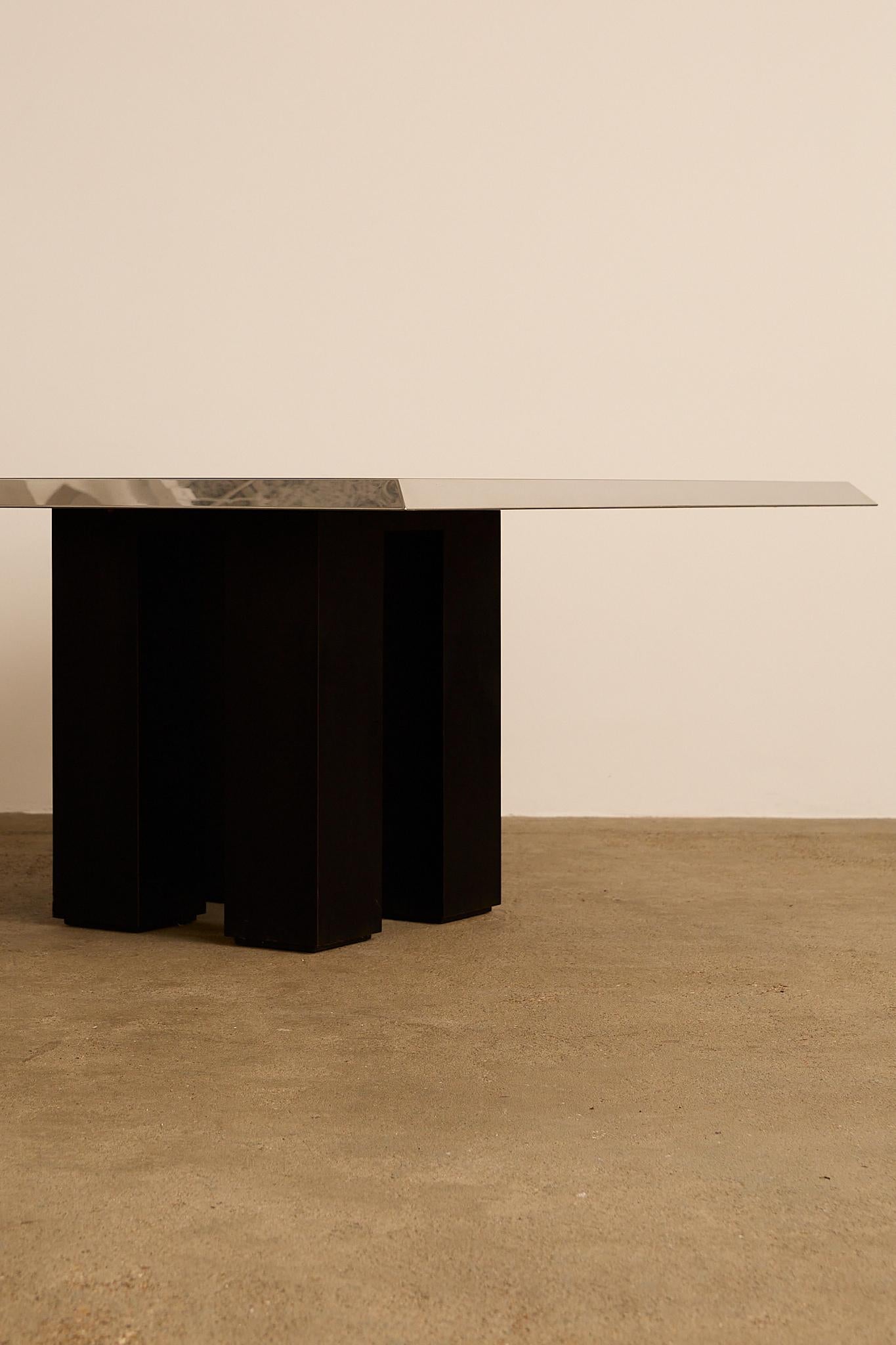 Table à manger carrée en vente 1