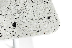 Mesa de Comedor Cuadrada 'I' en Terrazo Blanco