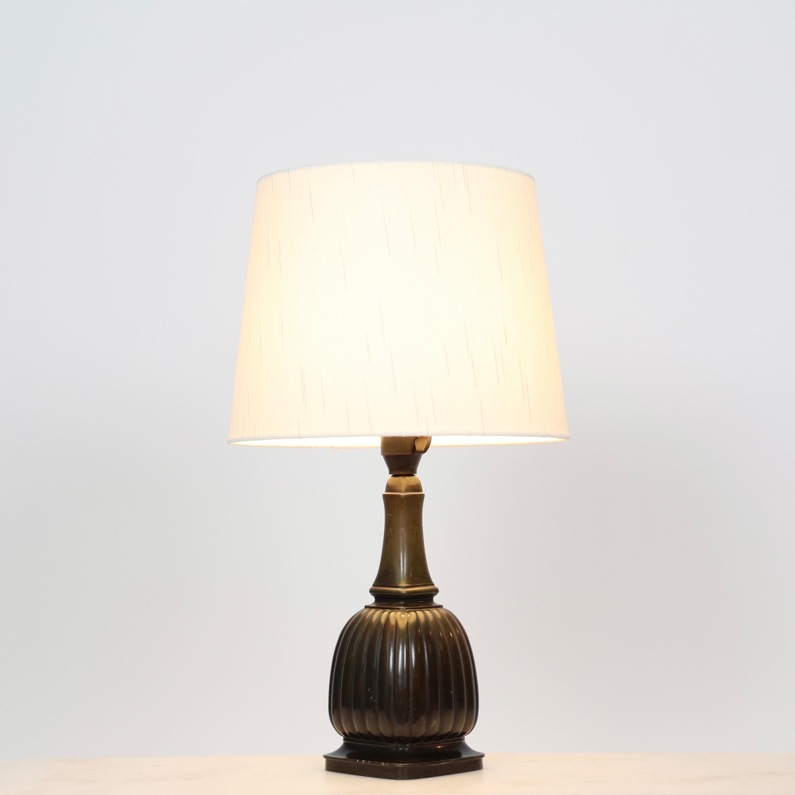 Square Diskometal Table Lamp by Just Andersen, 1930s, Denmark In condizioni buone in vendita a Værløse, DK