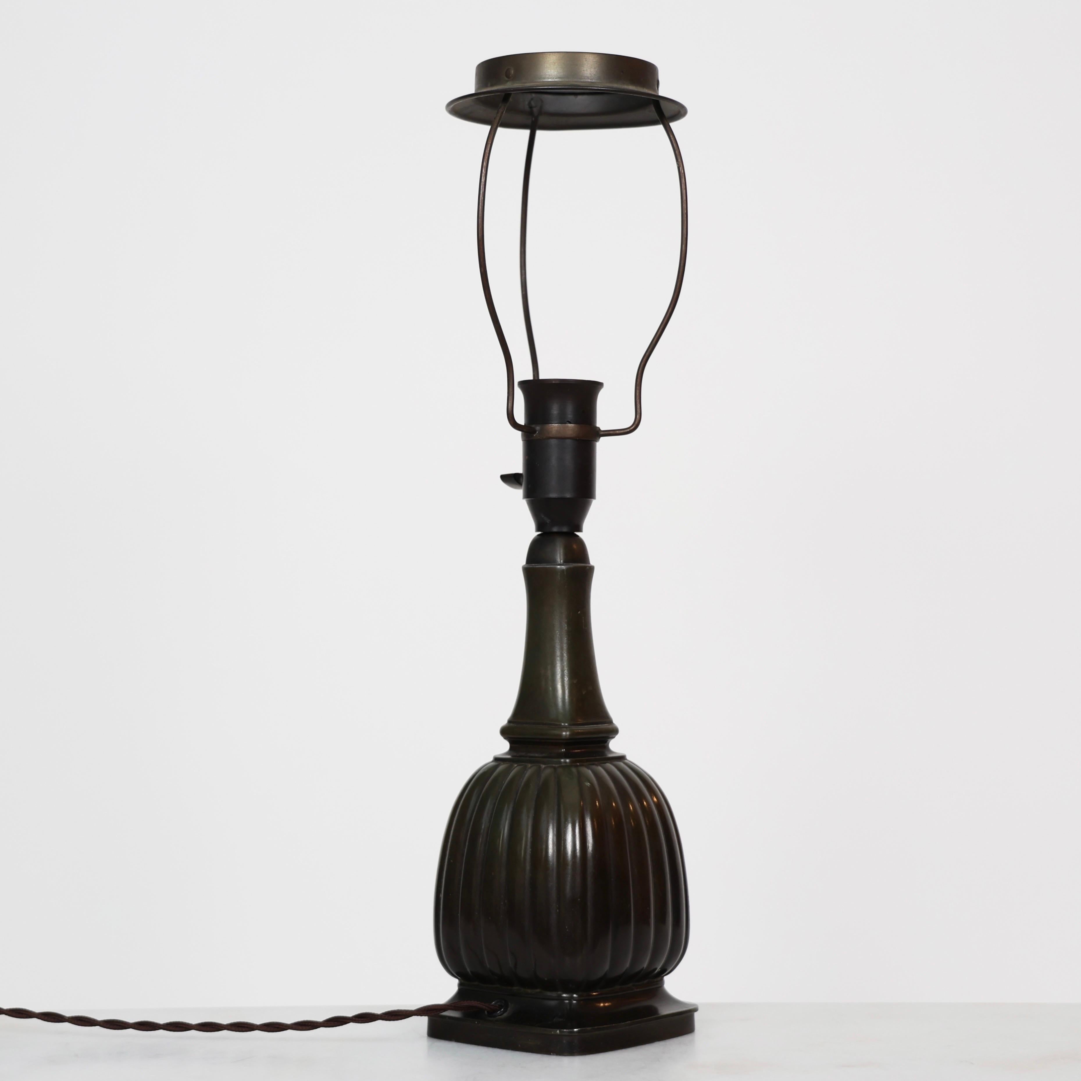 Metallo Square Diskometal Table Lamp by Just Andersen, 1930s, Denmark in vendita