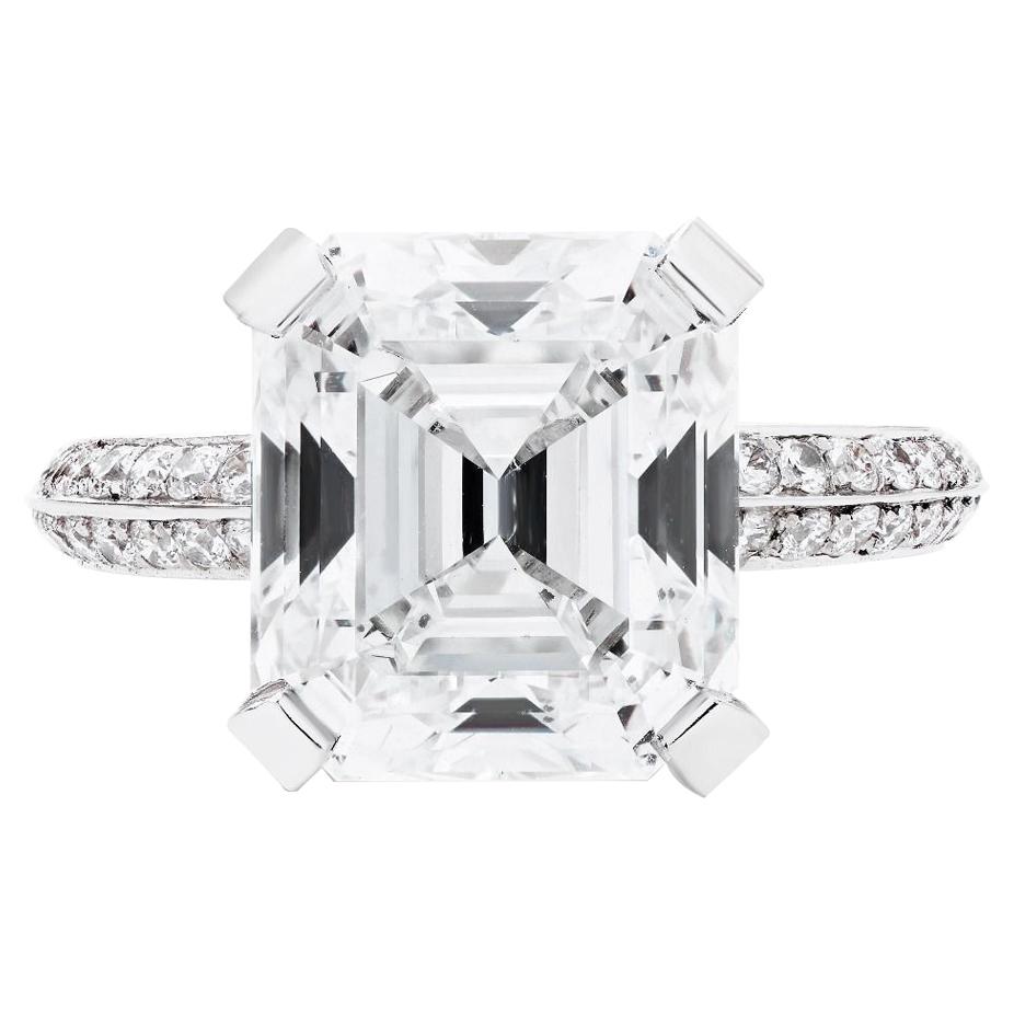 Neil Lane Couture Square Emerald-Cut Diamond, Platinum Engagement Ring For Sale