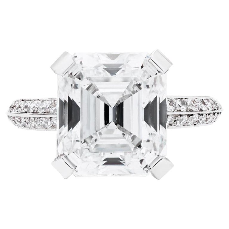 Square emerald-cut diamond and platinum ring, 2018