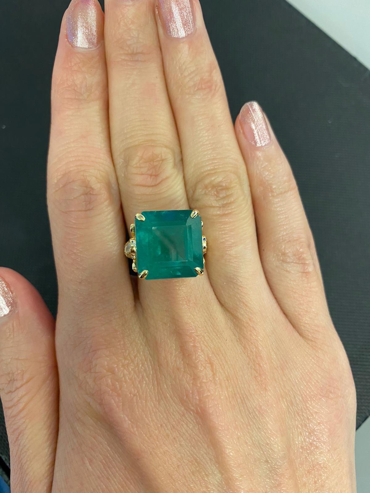 Square Emerald Diamond Cocktail Statement Unique Luxury Vintage Yellow Gold Ring For Sale 10