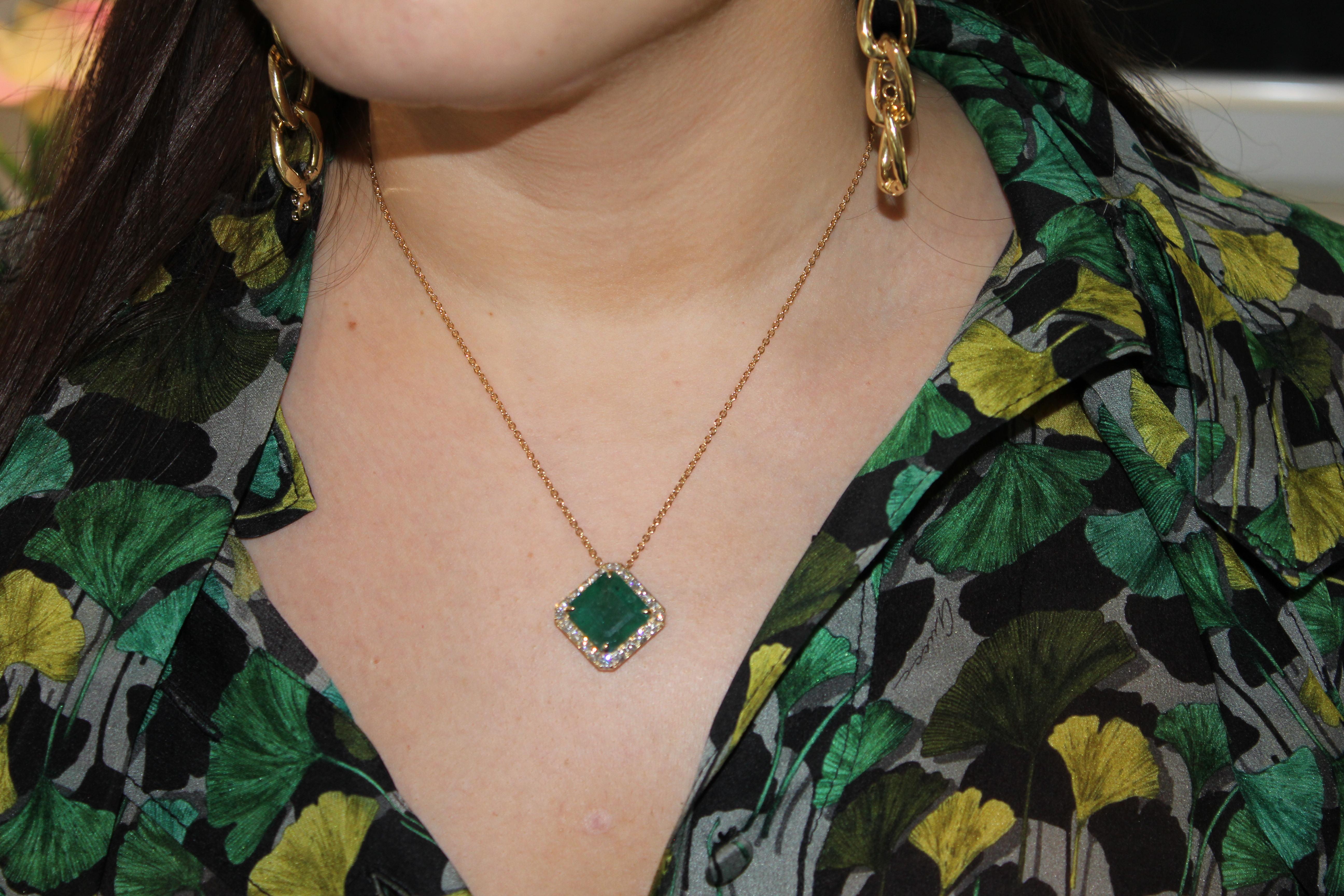 Square Emerald Diamond Halo 18 Karat Yellow Gold Unique Amulet Pendant Necklace For Sale 6