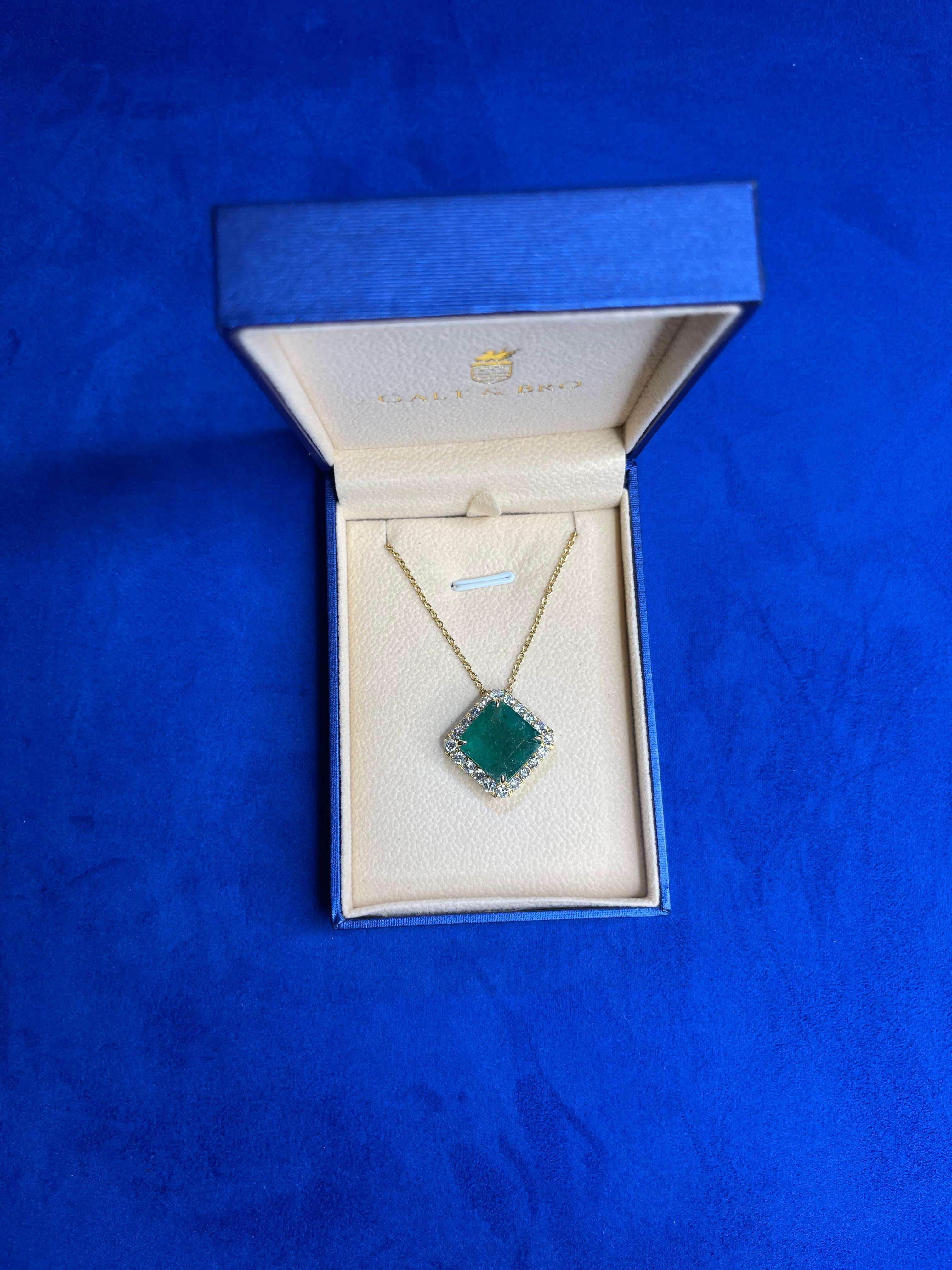 Women's Square Emerald Diamond Halo 18 Karat Yellow Gold Unique Amulet Pendant Necklace For Sale