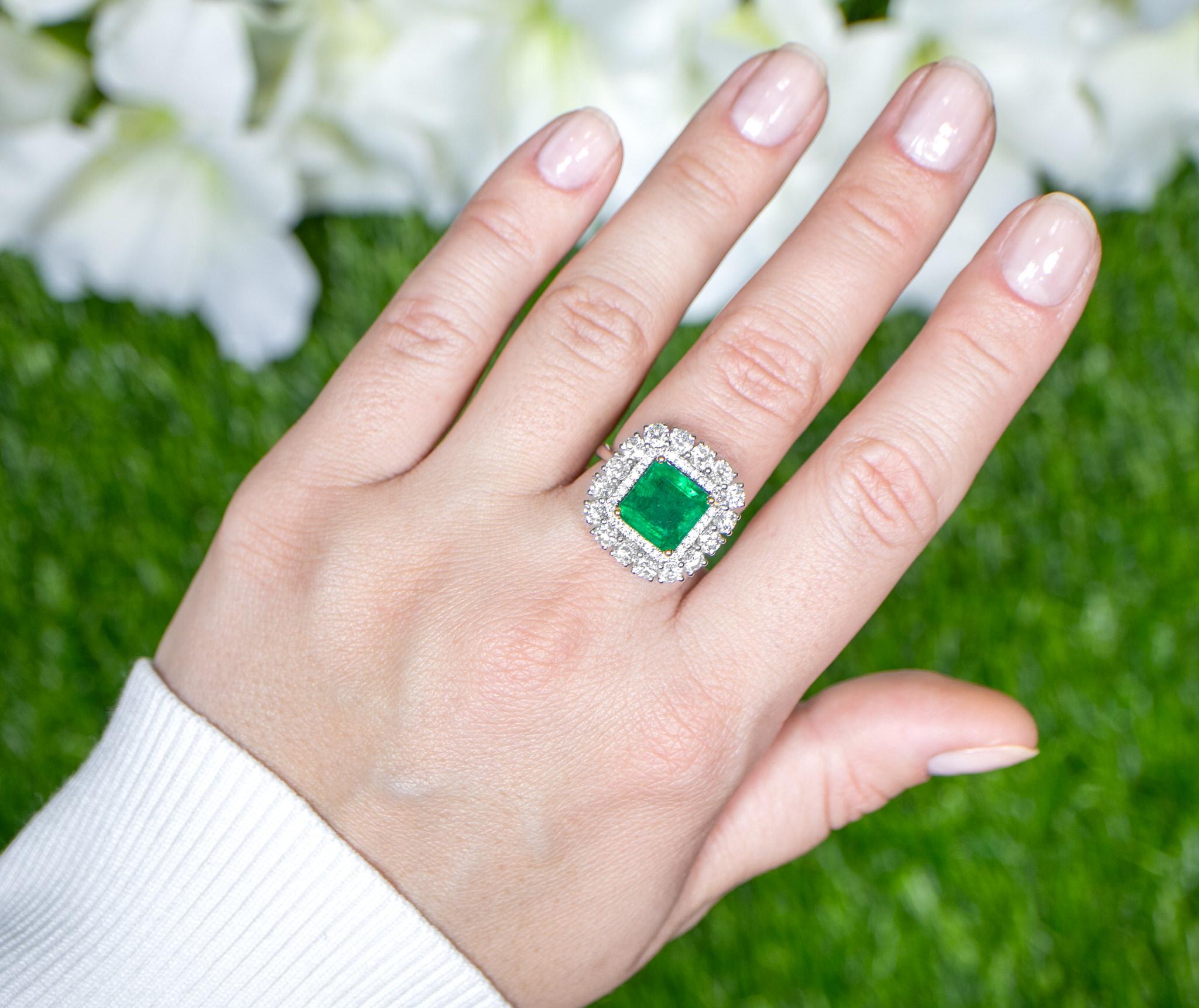 It comes with the Gemological Appraisal by GIA GG/AJP
All Gemstones are Natural
Emerald = 3.39 Carat
Diamonds = 2.23 Carats
Metal: 18K Gold
Ring Size: 6.75* US
*It can be resized complimentary
