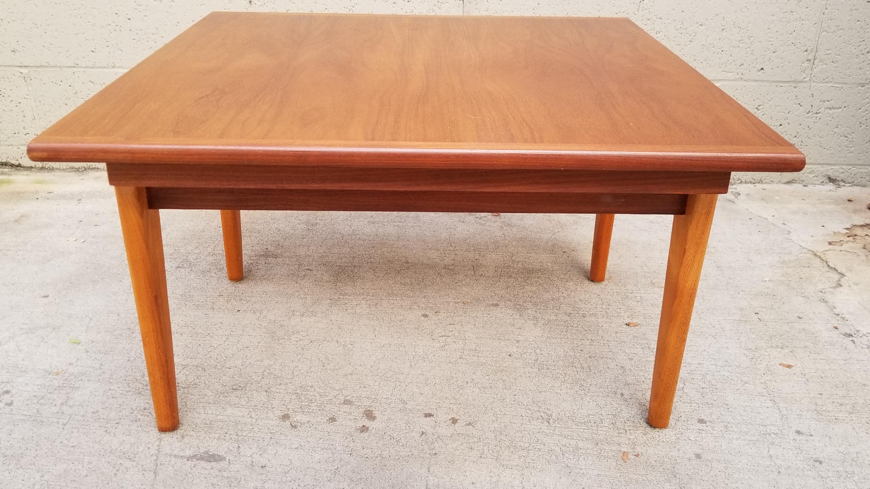 American Square End or Coffee Table with Finger Joint Detail For Sale