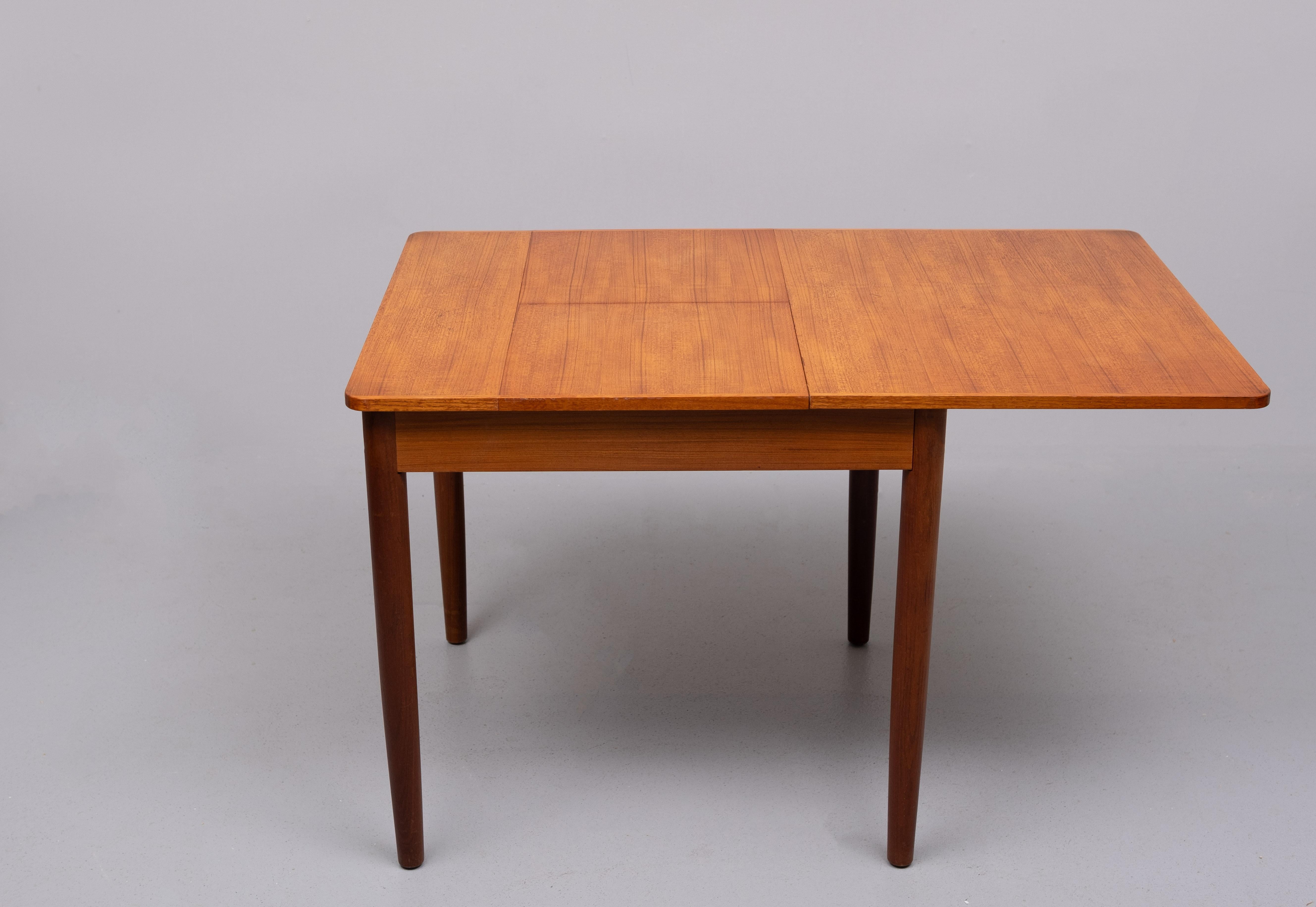 Mid-20th Century square extendable Teak dining table 1960s For Sale