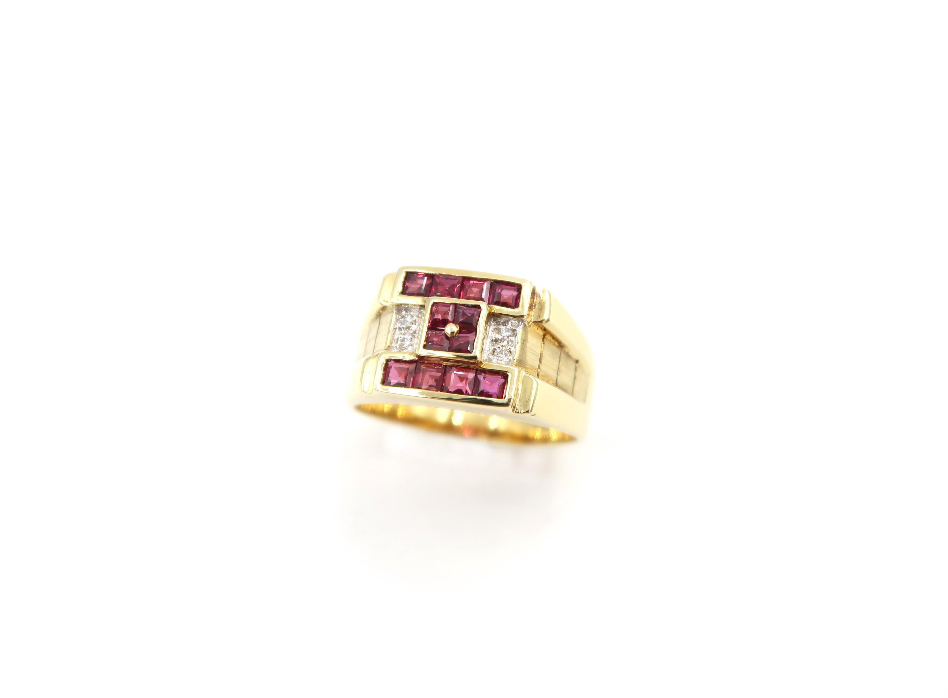 Mixed Cut Square-Faced Rubies and Diamond 18 Karat Yellow Gold Signet Men's Ring