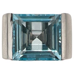Vintage Square Faceted Blue Topaz 18 Karat White Brushed Finish Gold Contemporary Ring