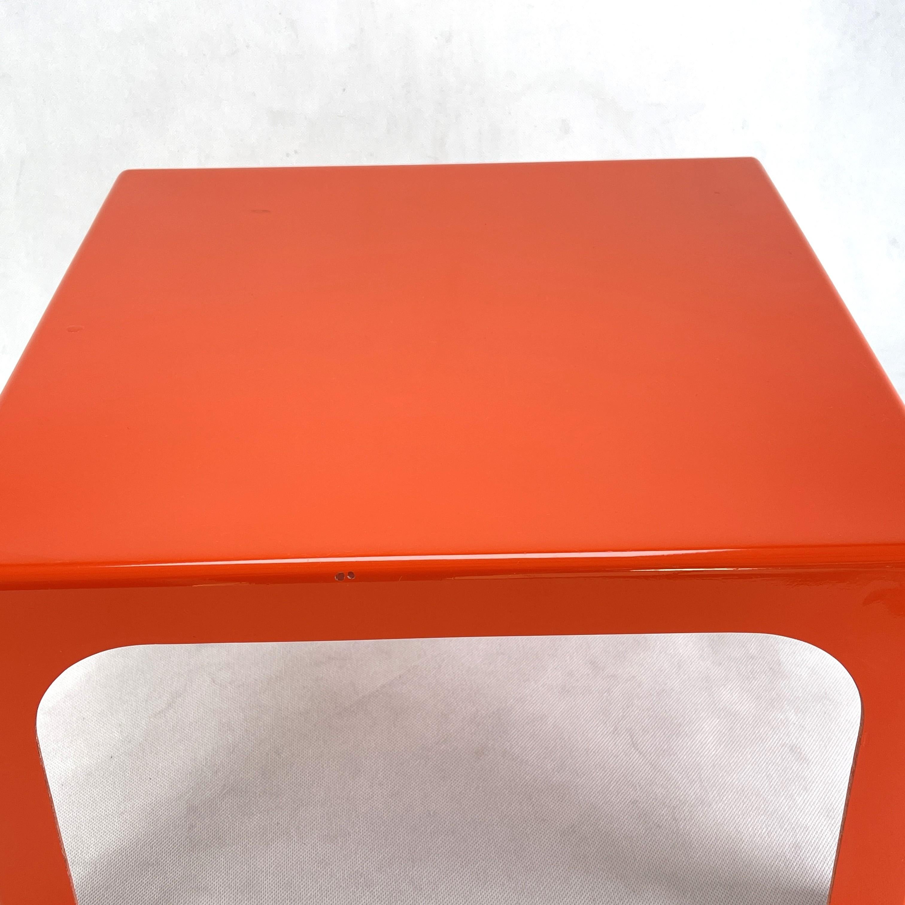 French Square fiberglass side table in orange, 1970s For Sale