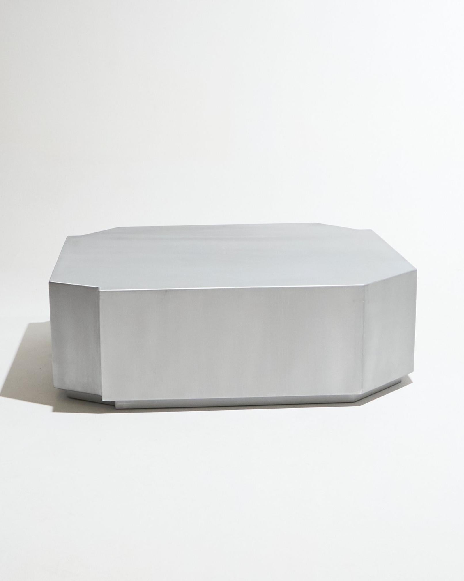 Mesa de centro cuadrada Funki Lounge de aluminio cepillado Siglo XXI y contemporáneo en venta