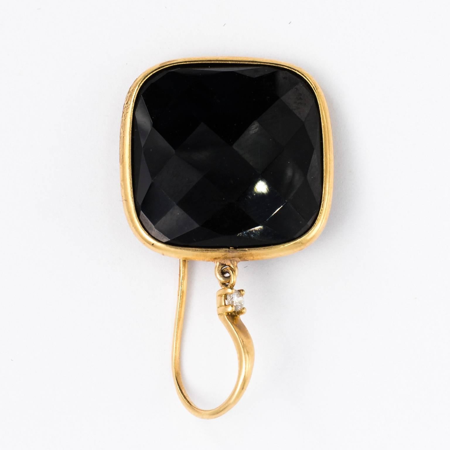 Square Gold and Onyx Earrings For Sale 1