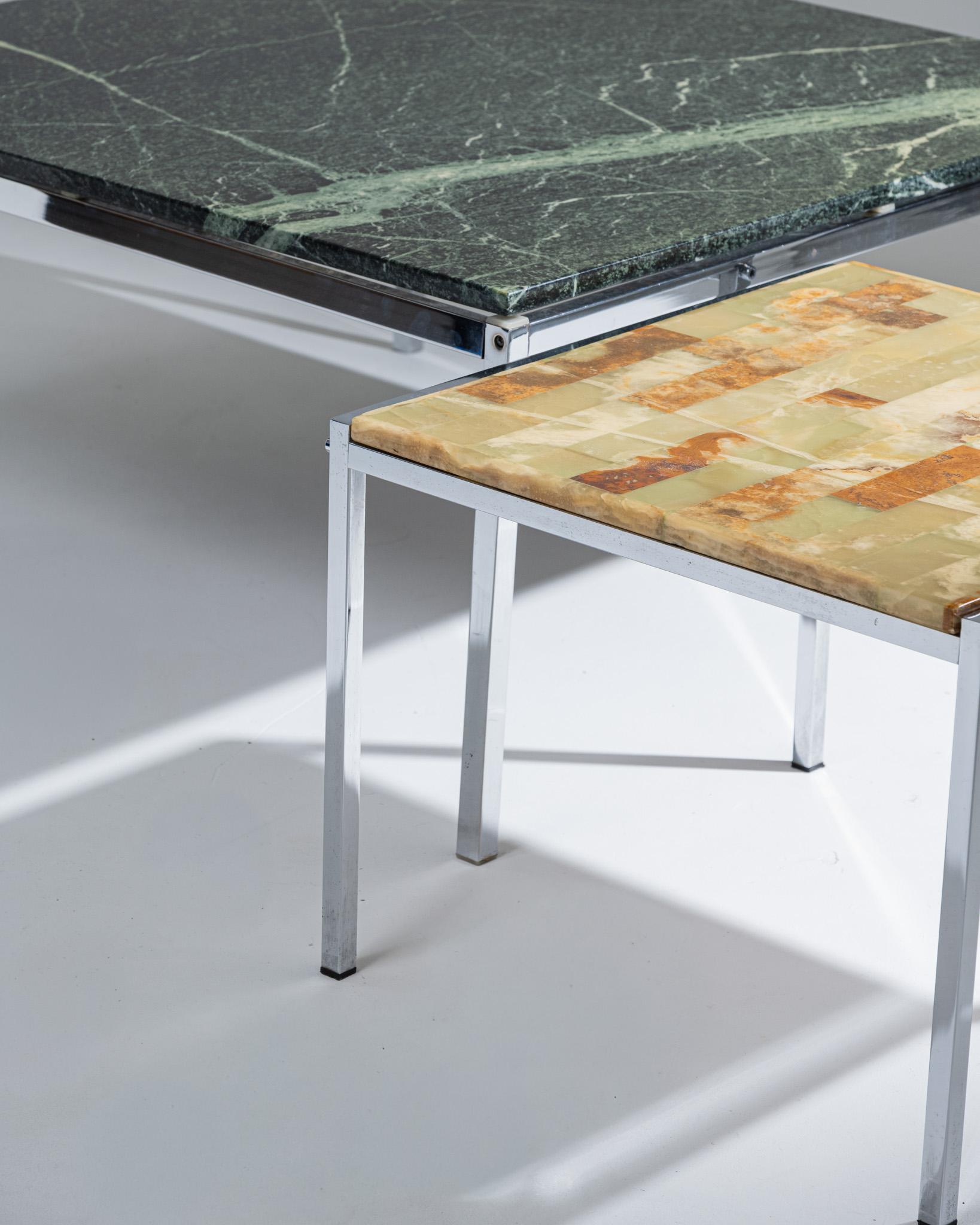 Square green marble coffee table, 1970s For Sale 4