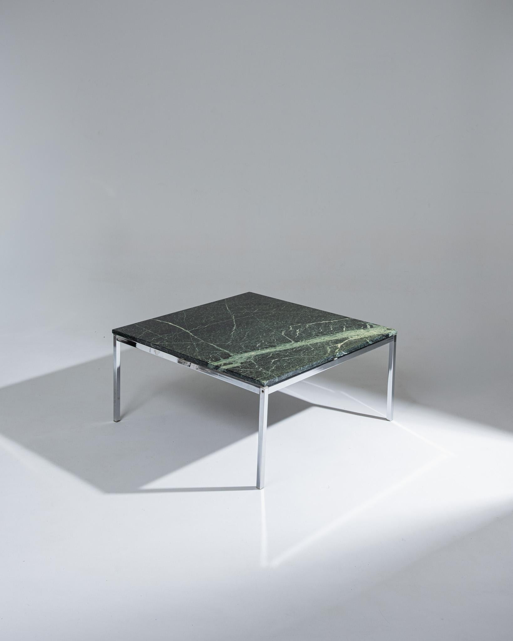 Square green marble coffee table, 1970s In Good Condition For Sale In PARIS, FR