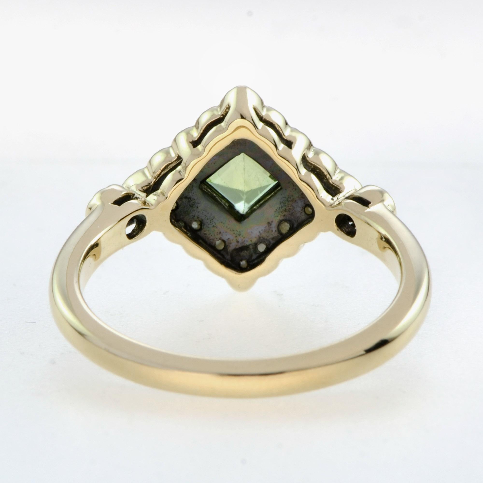 Square Green Peridot & Pearl Halo Set Vintage Style 9K Yellow Gold Ring In New Condition For Sale In Oakton, VA