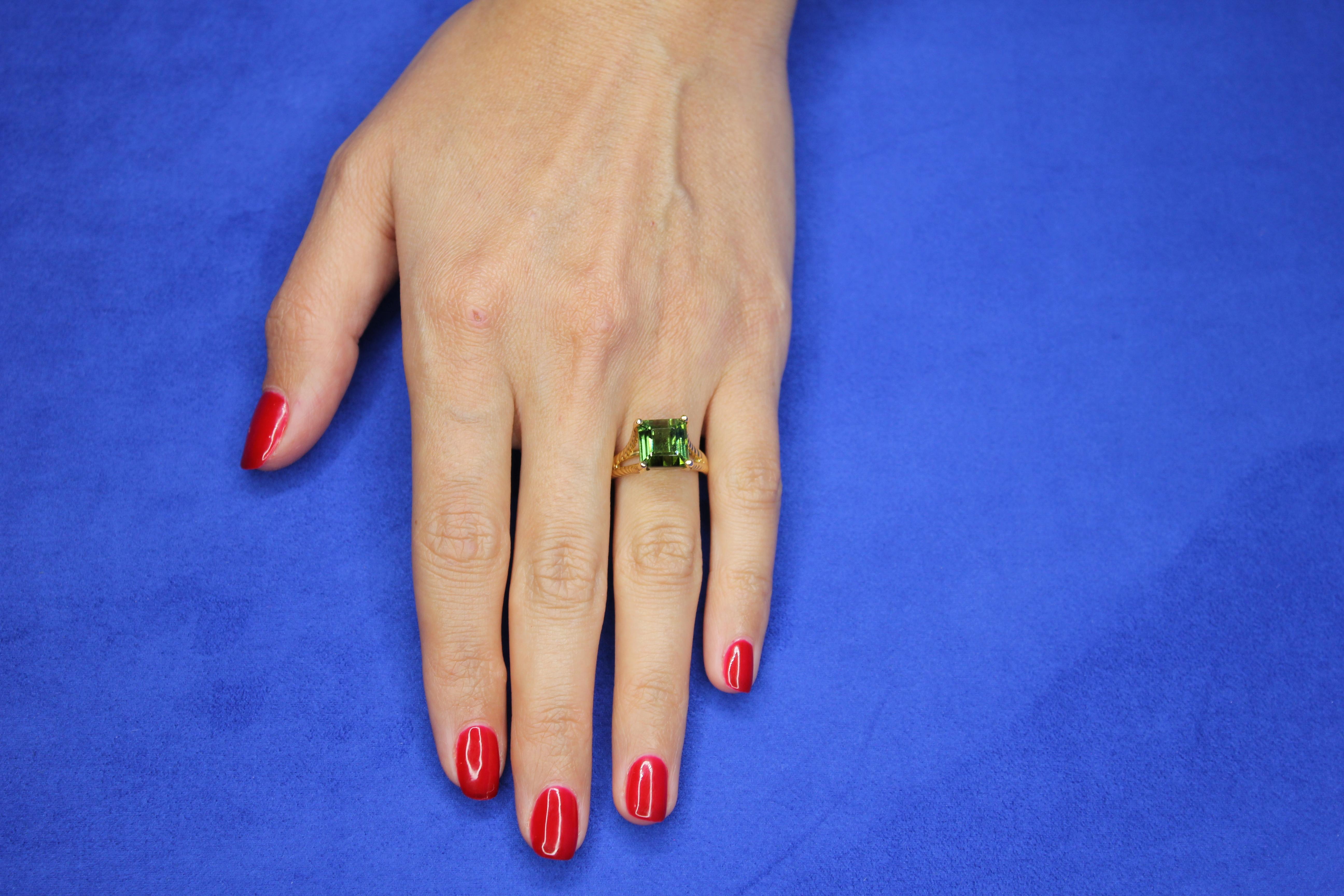 Square Emerald Asscher Green Tourmaline Rope Split Shank Unique Yellow Gold Ring For Sale 3