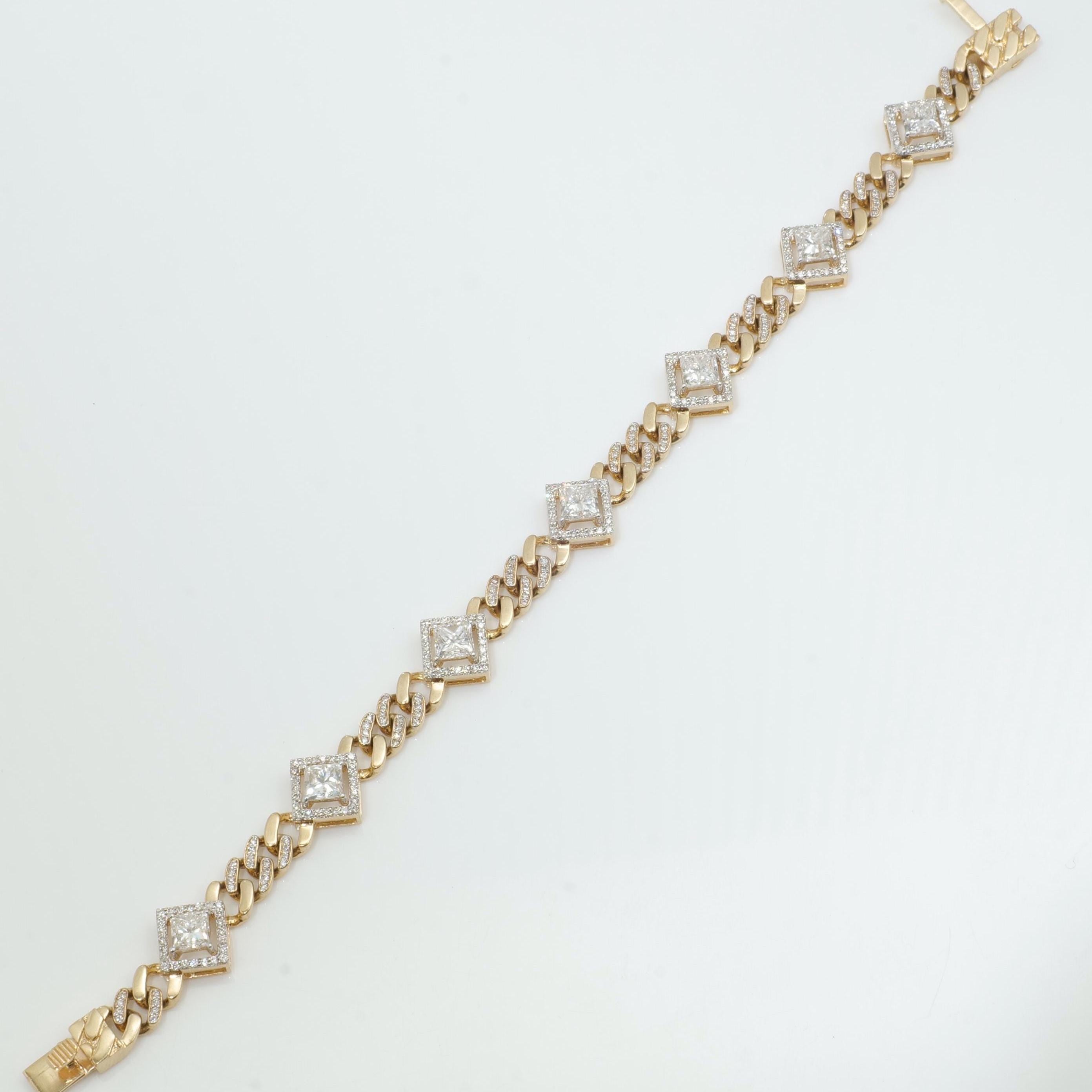 Bracciale tennis con diamanti quadrati a raggiera in oro massiccio 14K (certificato) In condizioni Nuovo in vendita a New Delhi, DL