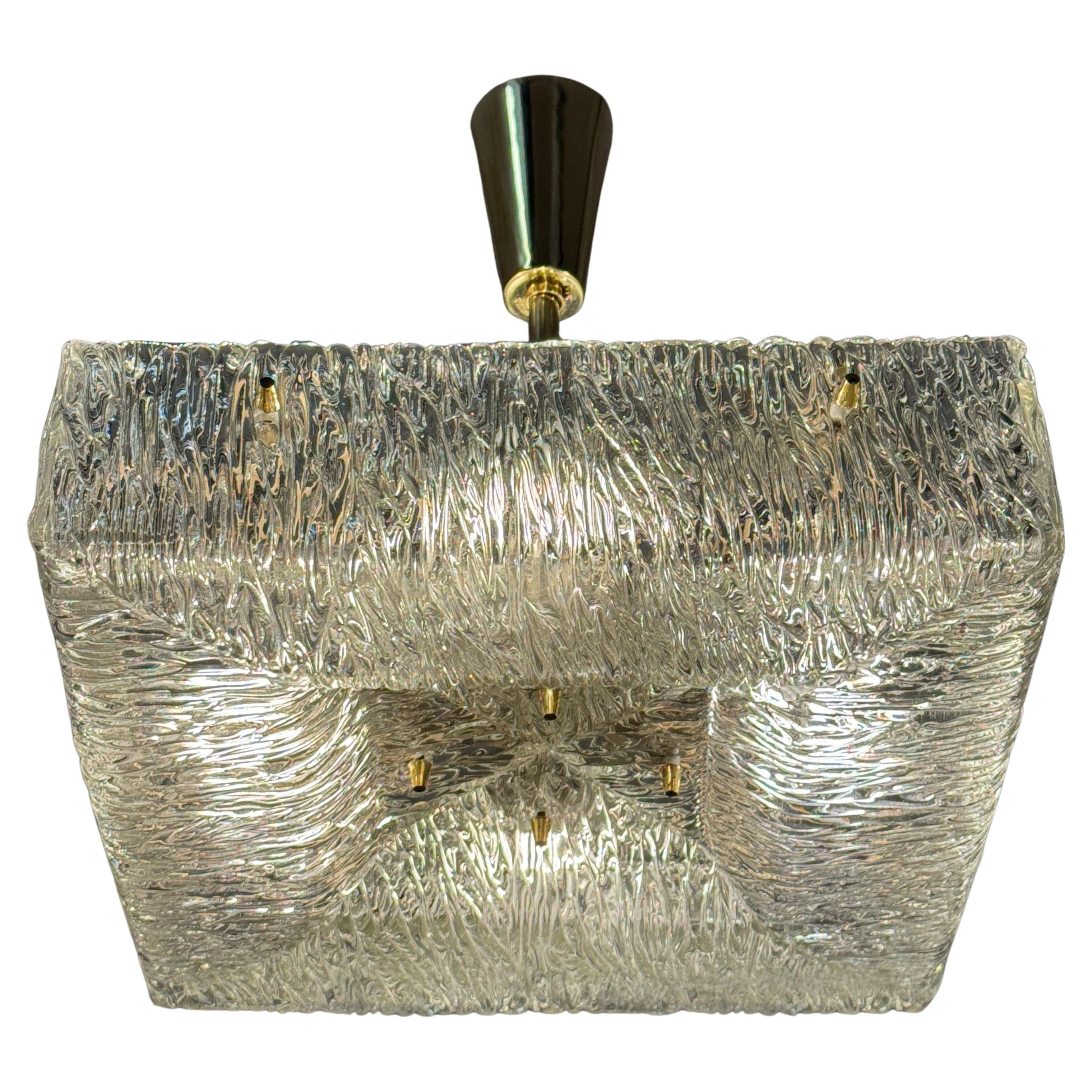 Lustre carré Kalmar avec verre texturé