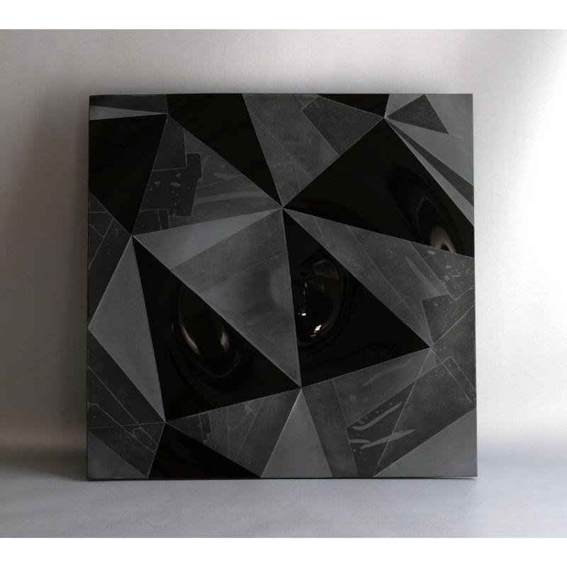 Square Kuggen par Lina Rincon
Dimensions : H50 x 50 x 3 cm
MATERIAL : Verre soufflé

Toutes nos lampes peuvent être câblées en fonction de chaque pays. Si elle est vendue aux États-Unis, elle sera câblée pour les États-Unis, par exemple.

Les