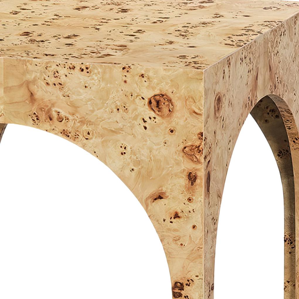Vietnamien Table d'appoint carrée en bois de loupe clair en vente