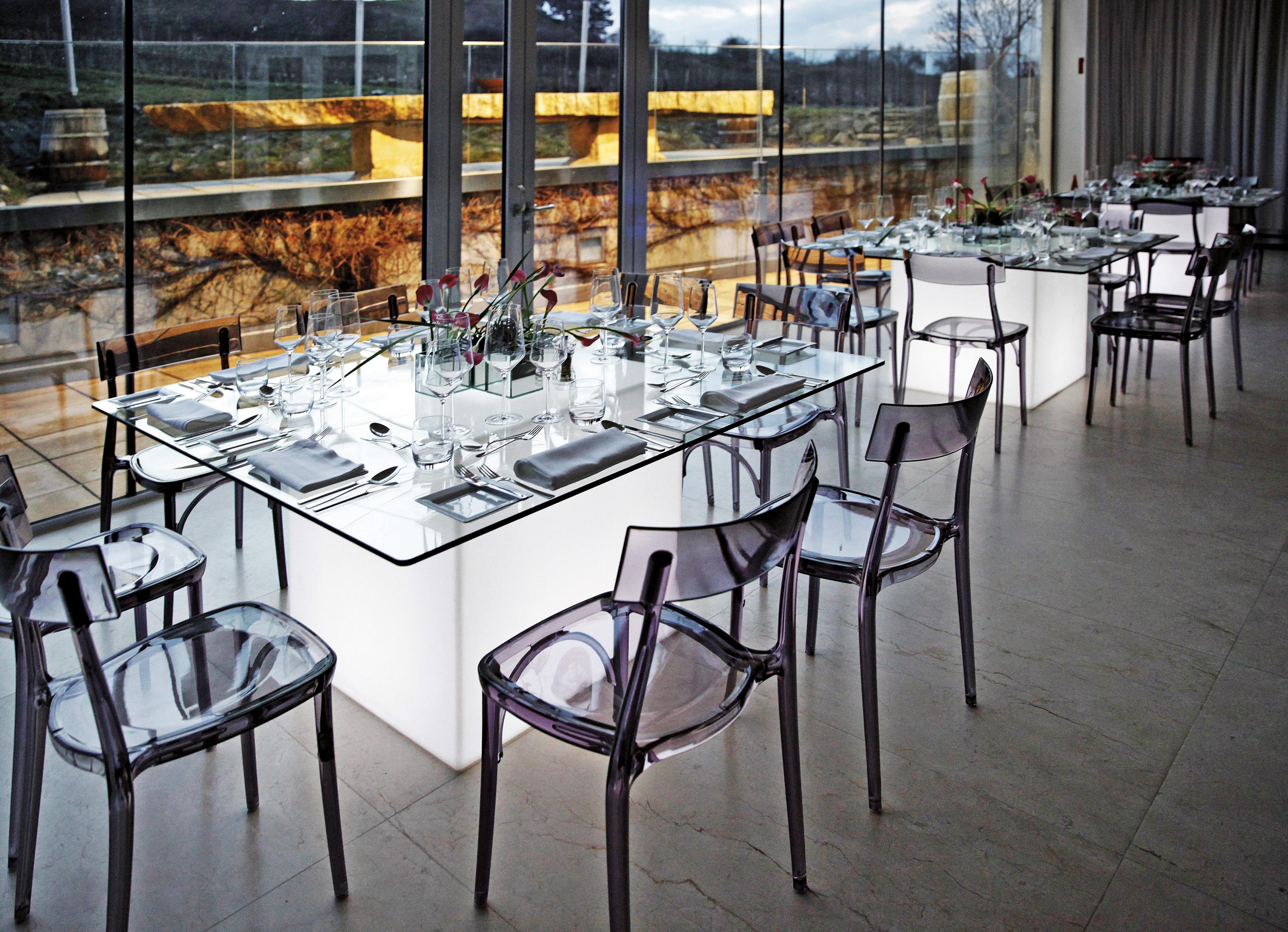Square Lighted Table by SLIDE Studio In New Condition For Sale In Geneve, CH