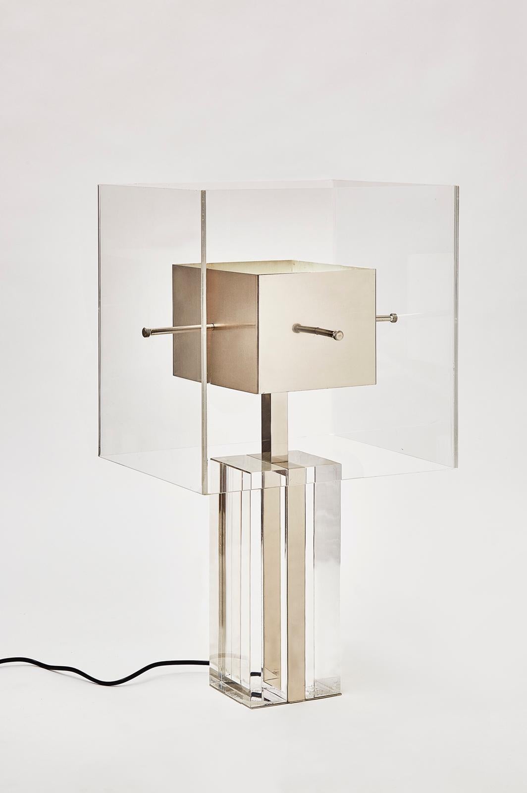 Mid-Century Modern Square Lucite and Metal Table Lamp