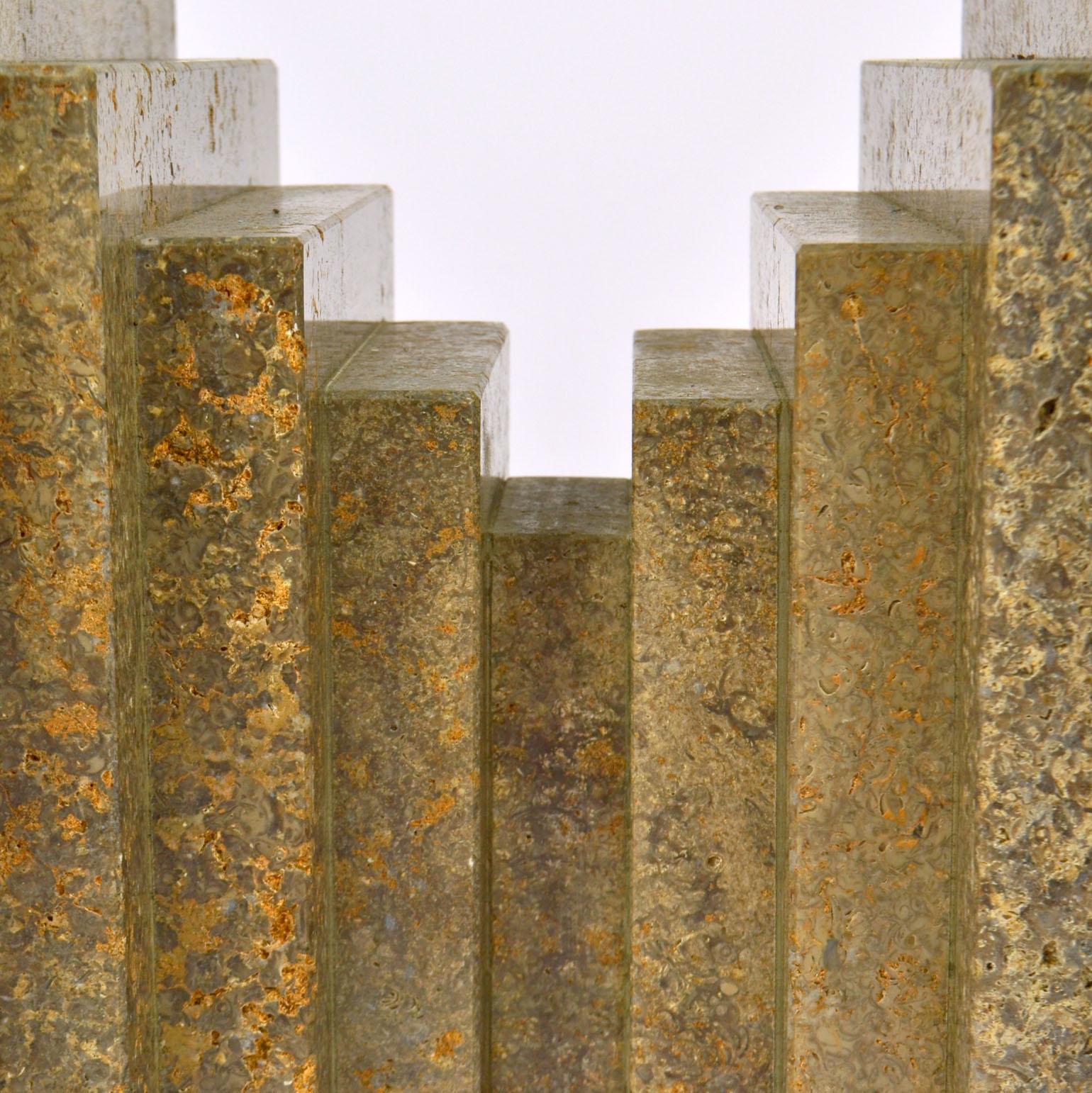 Quadratischer Couchtisch mit Marmorsockel und Glasplatte, Carlo Scarpa zugeschrieben im Angebot 7