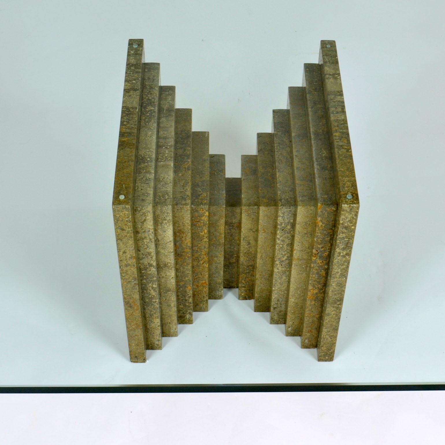 Quadratischer Couchtisch mit Marmorsockel und Glasplatte, Carlo Scarpa zugeschrieben im Angebot 10