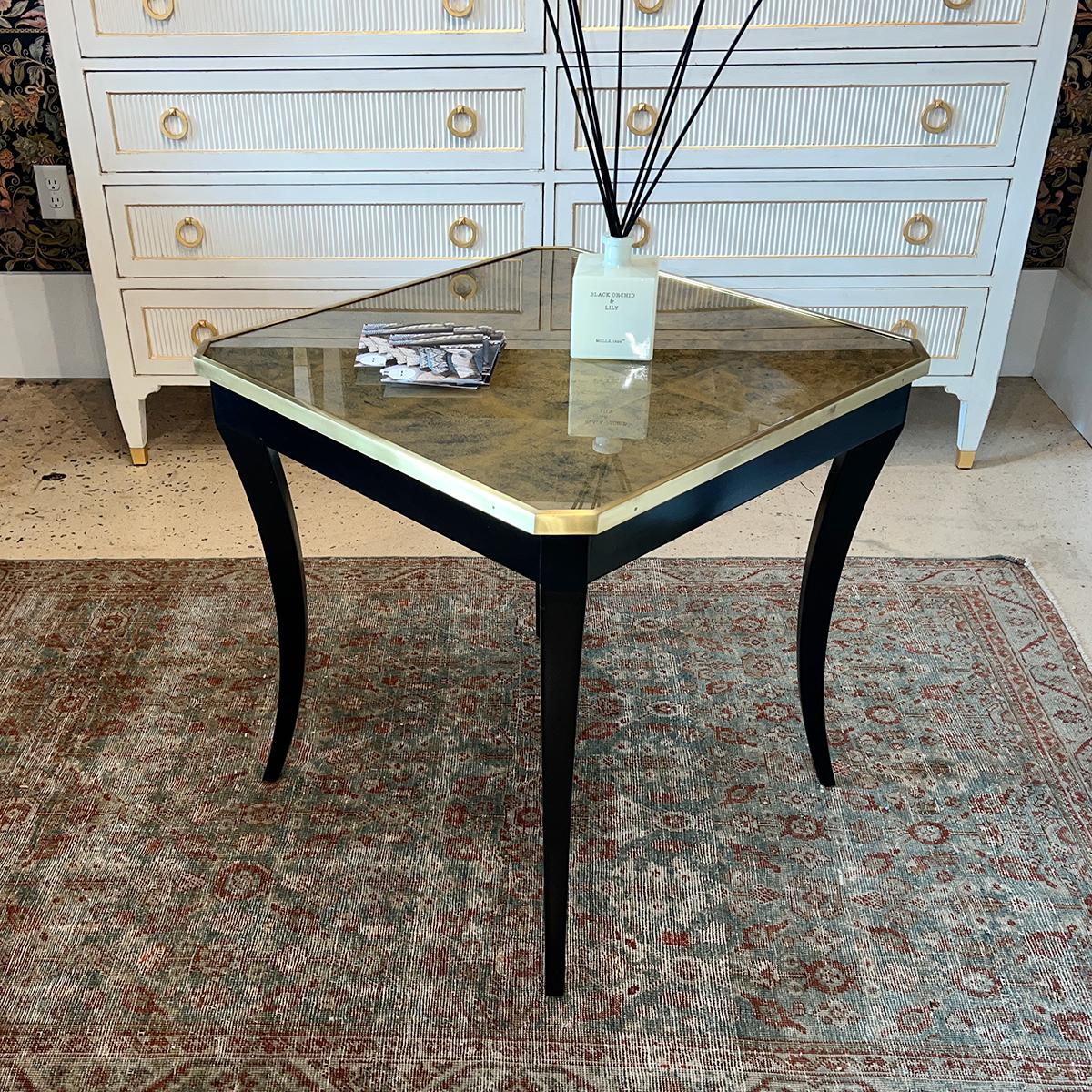 Square Mid Century End Table In New Condition For Sale In Westwood, NJ