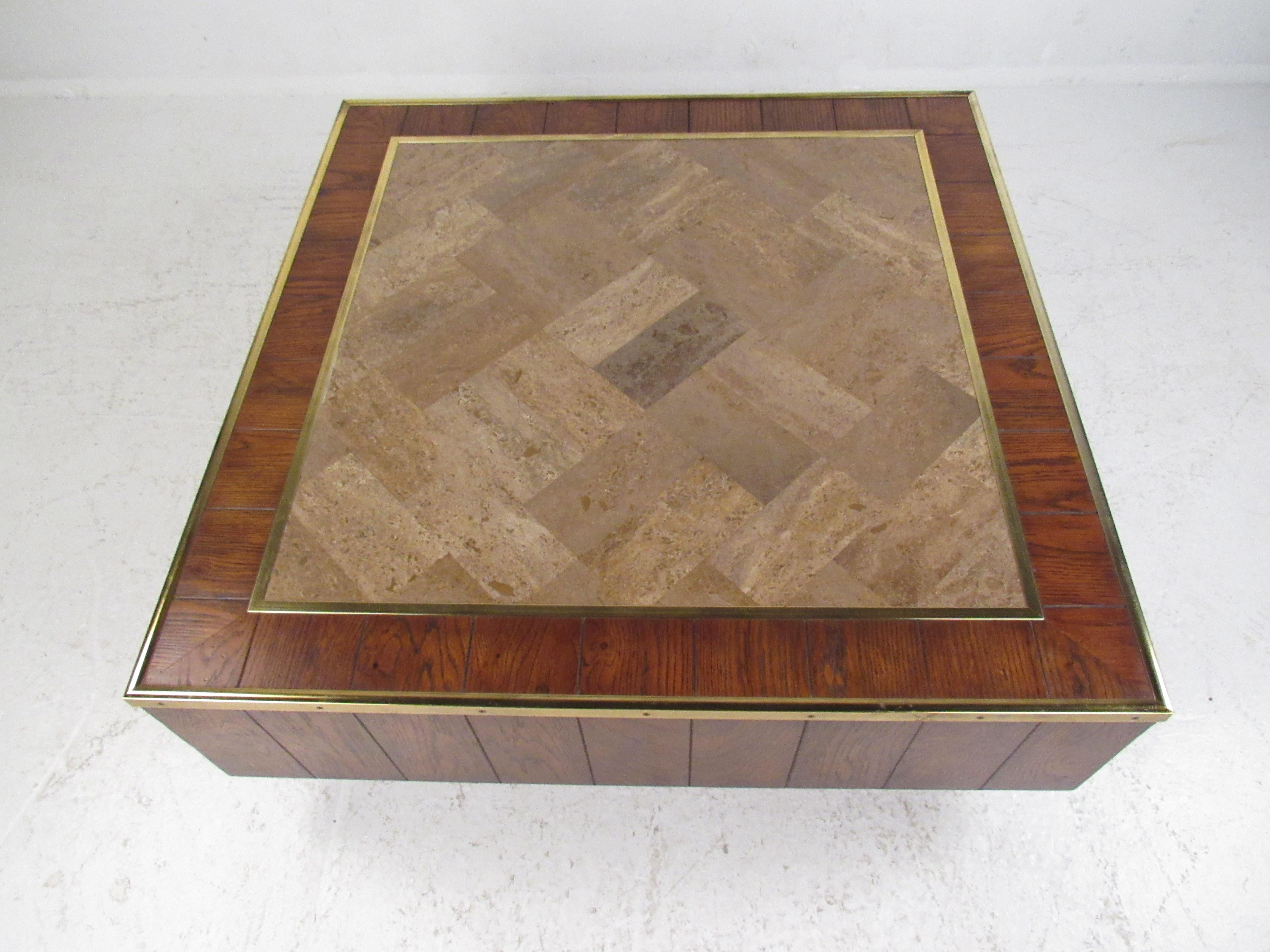 20th Century Square Mid-Century Modern Coffee Table For Sale