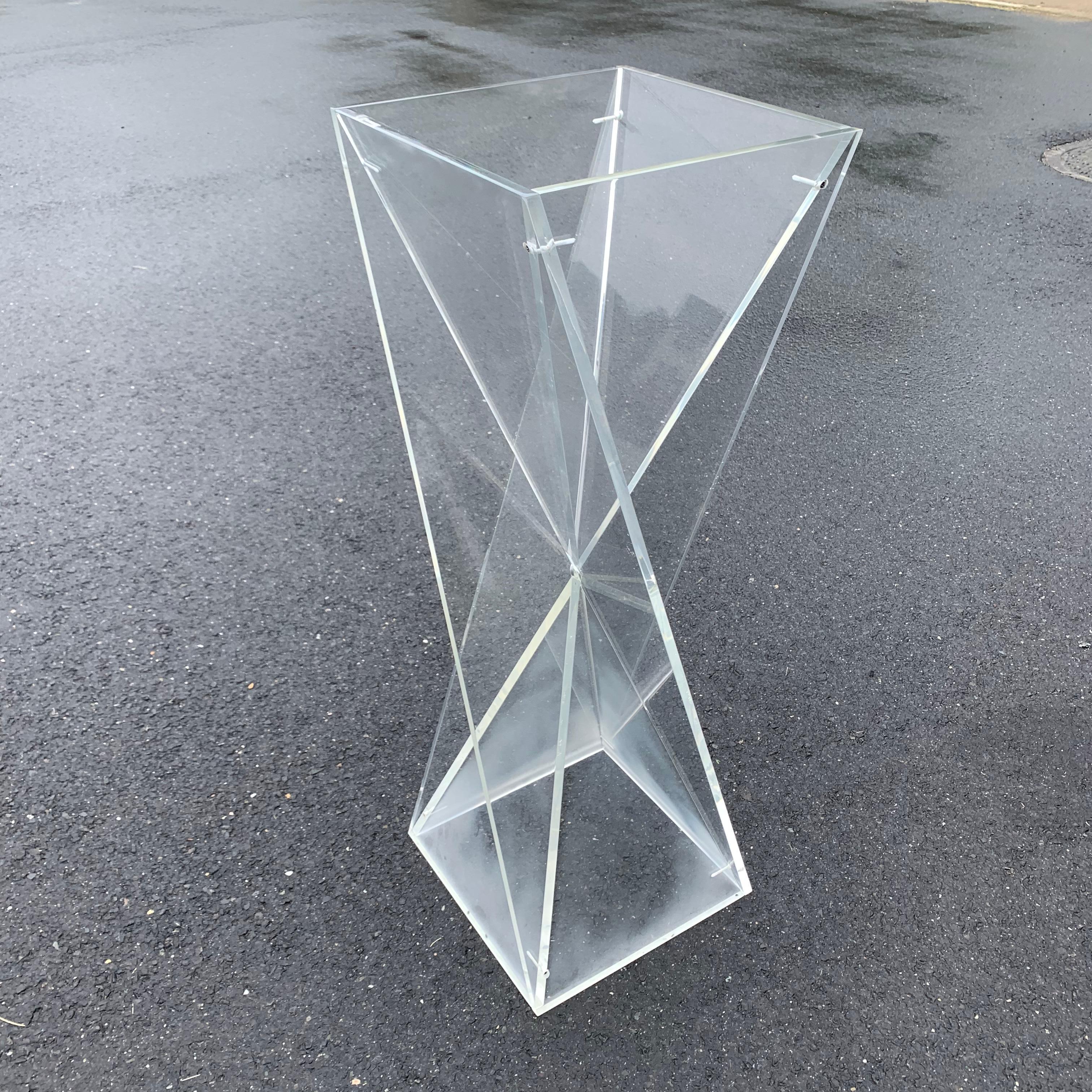 Square Mid-Century Modern Lucite Pedestal Table For Sale 7