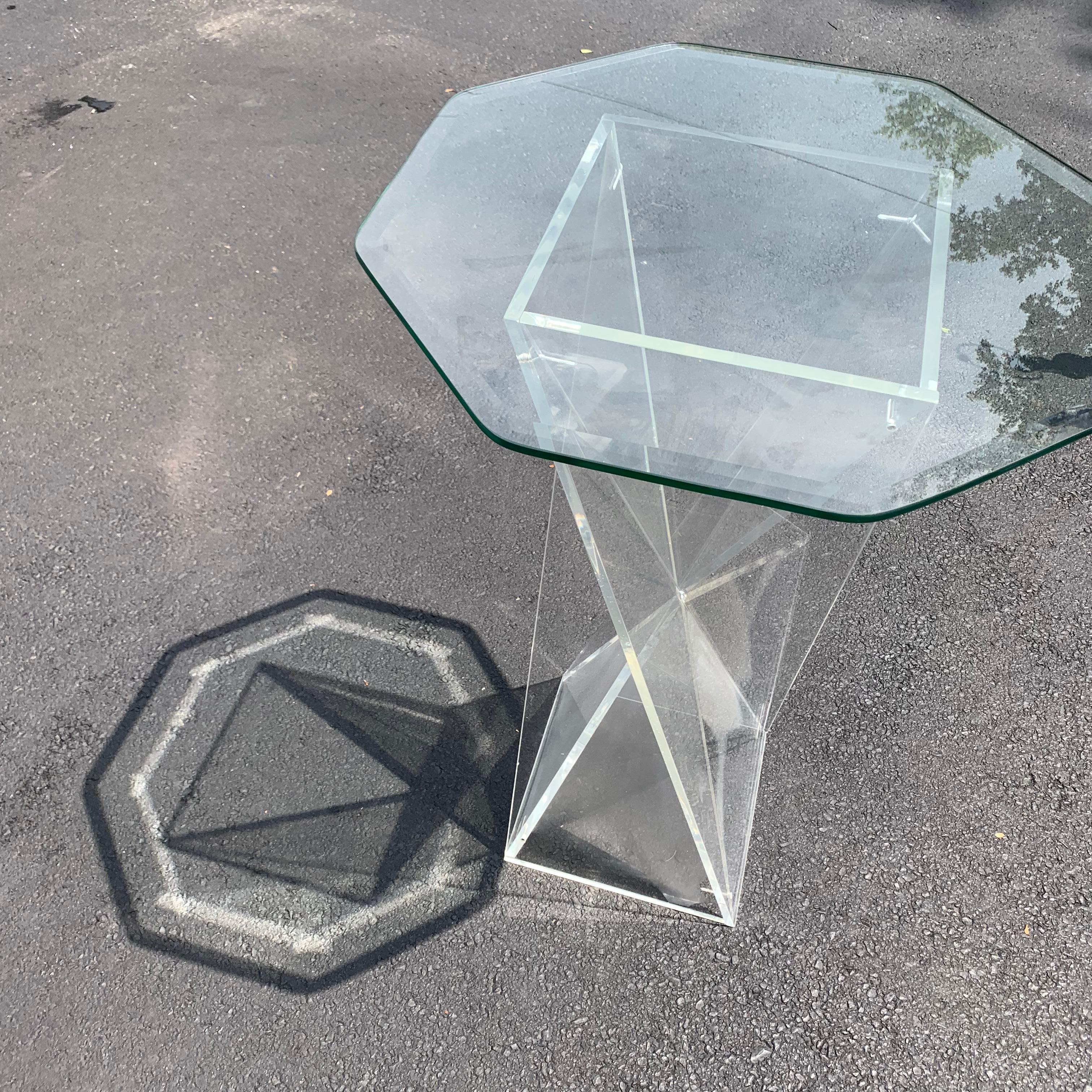 Square Mid-Century Modern Lucite Pedestal Table For Sale 10