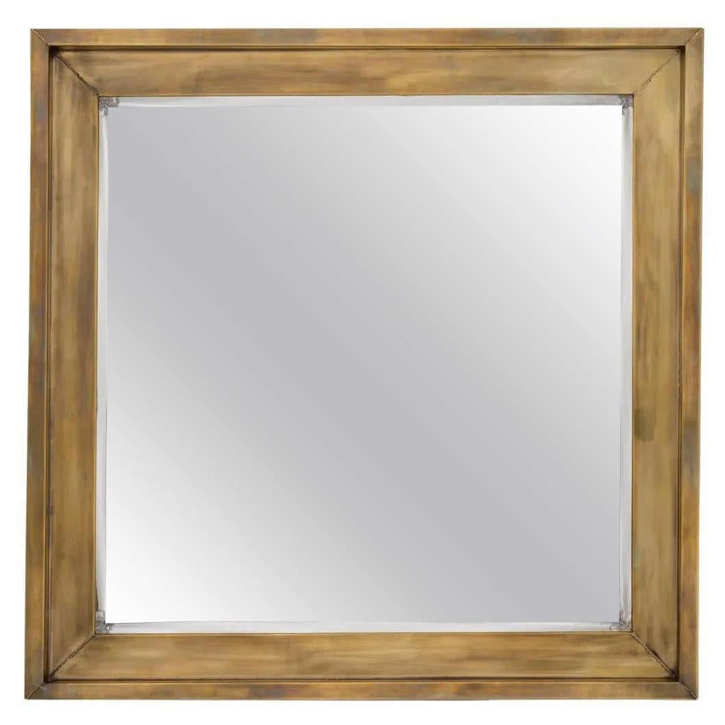 Specchio quadrato, finitura in ottone vintage. in vendita