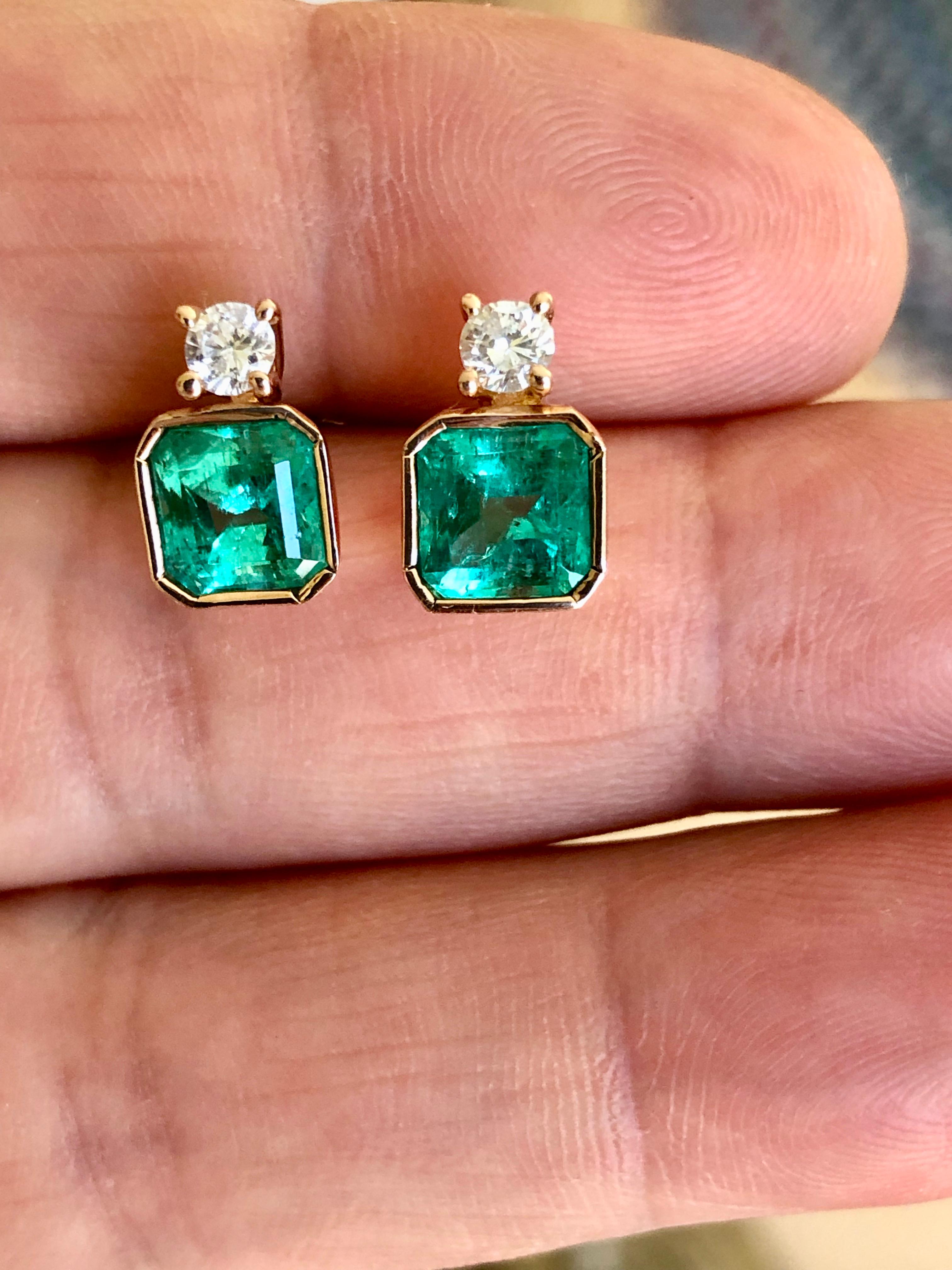 Women's or Men's Square Natural Colombian Emerald and Diamond Stud Earrings Gold For Sale