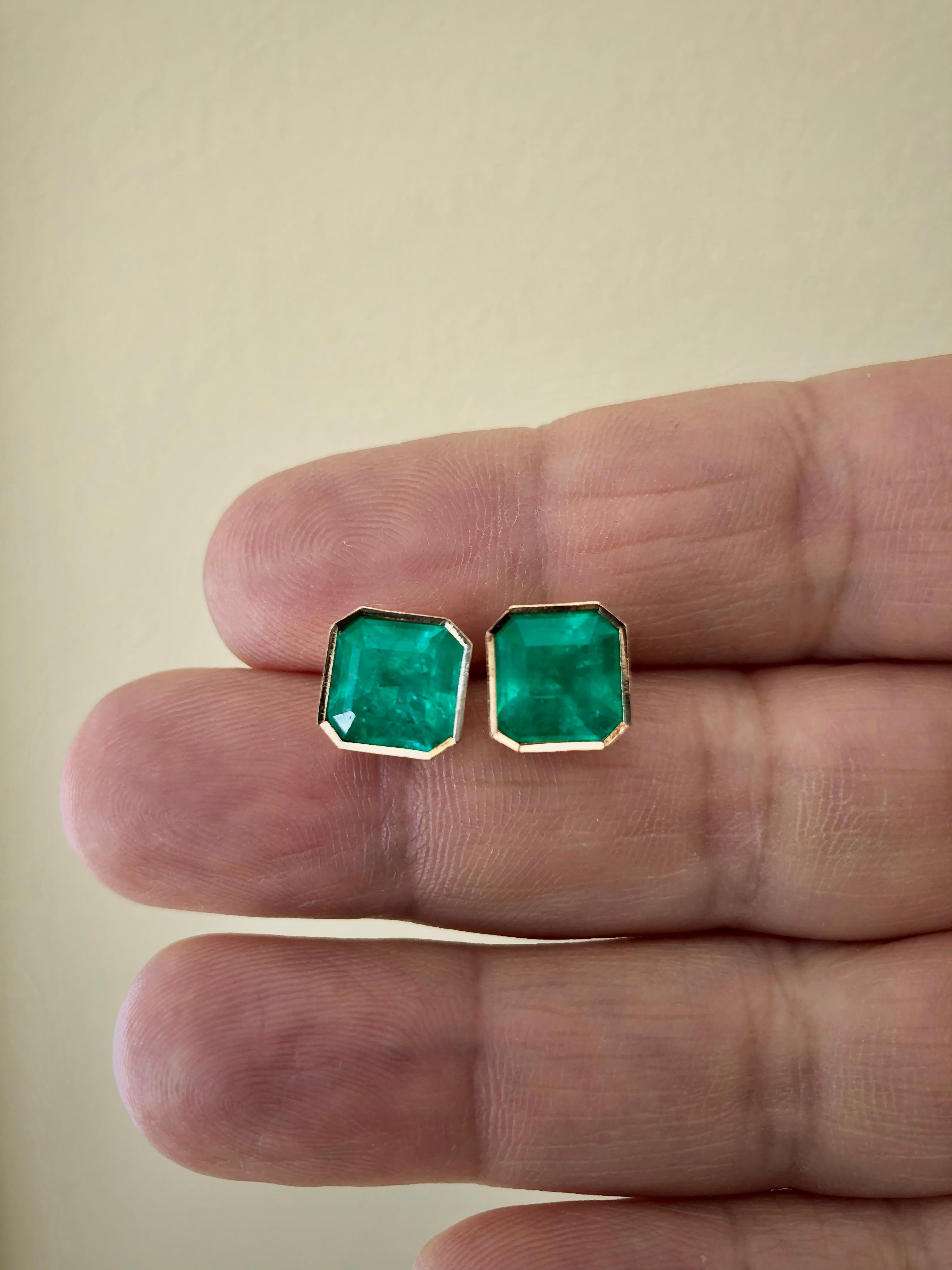 Contemporary Square Natural Colombian Emerald Stud Earrings 18 Karat