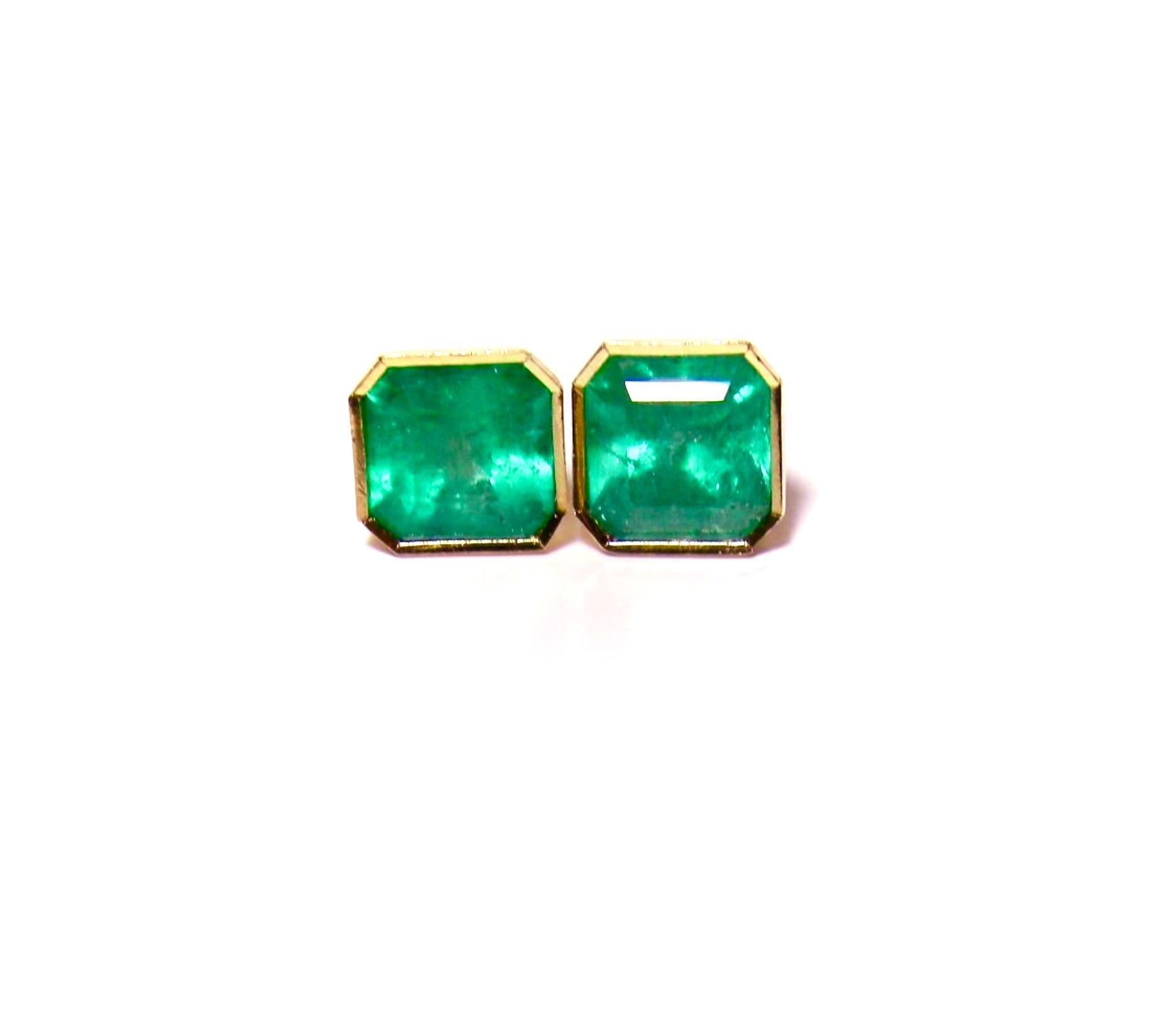 Square Natural Colombian Emerald Stud Earrings 18 Karat 6