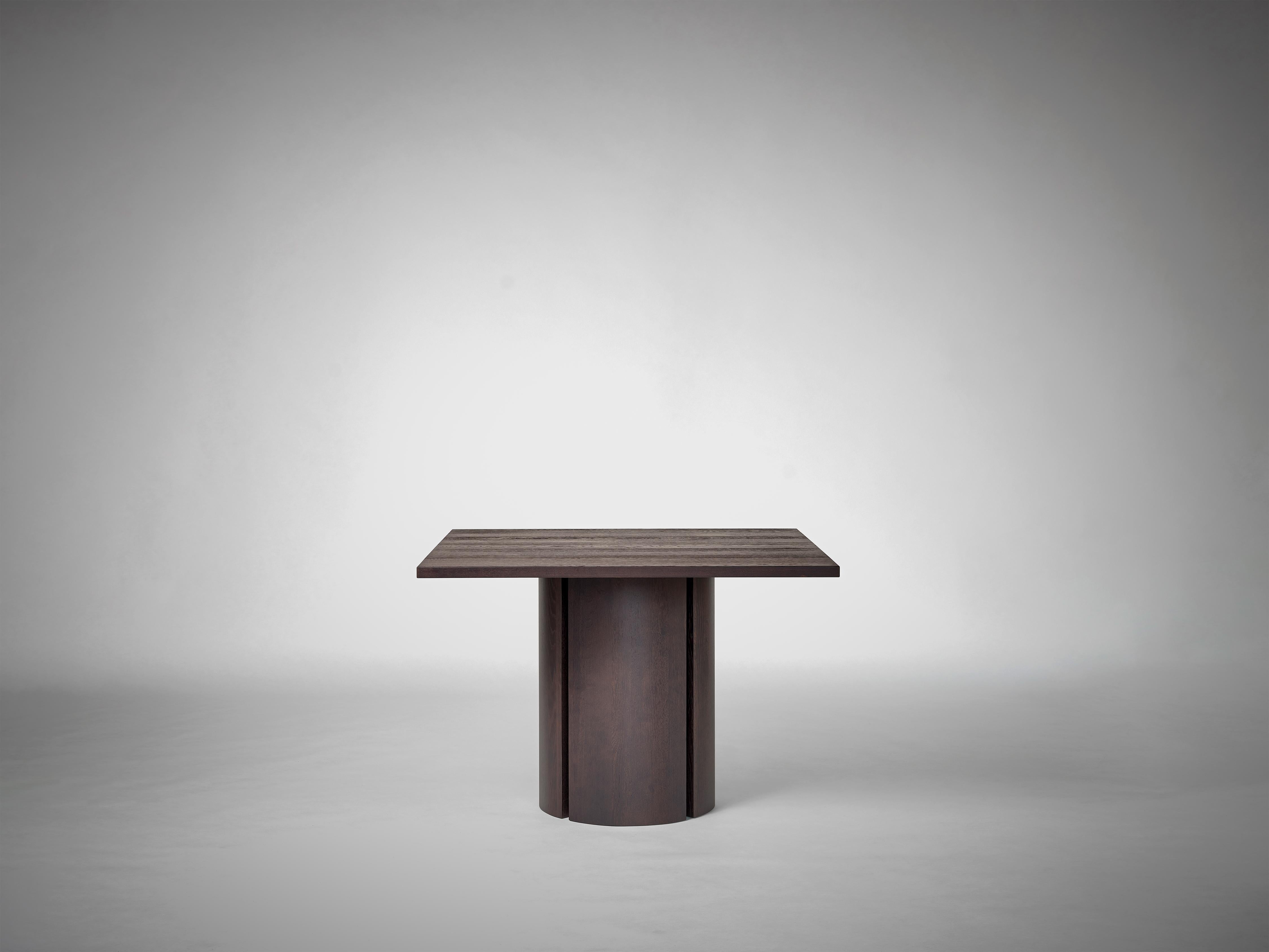Brutalist Square Oak Dining Table in Solid Dark Brown European Oak - Aperta by Mokko For Sale