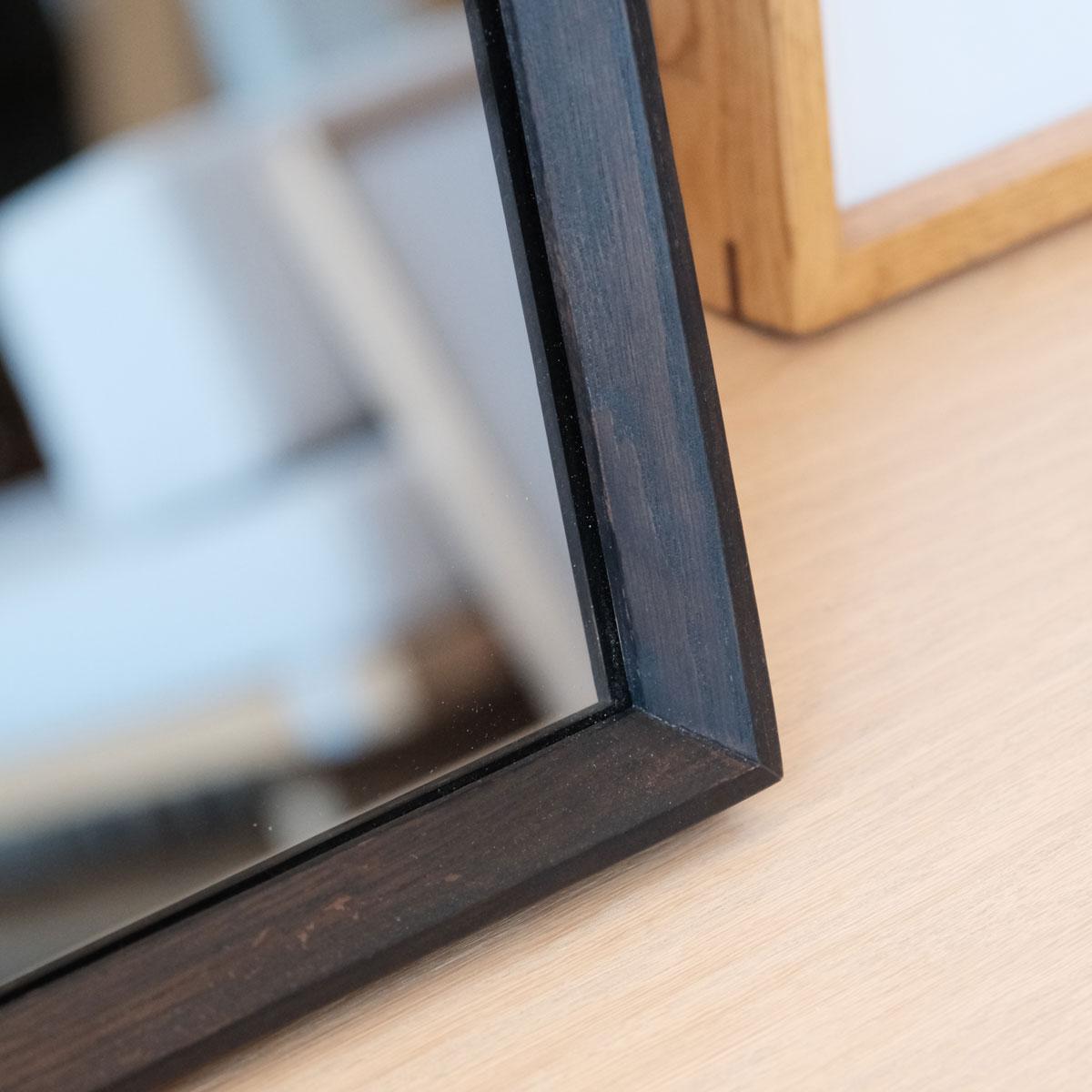 Hand-Crafted Square Oak-Framed Mirror – REGULAR Series (40x40 cm) For Sale