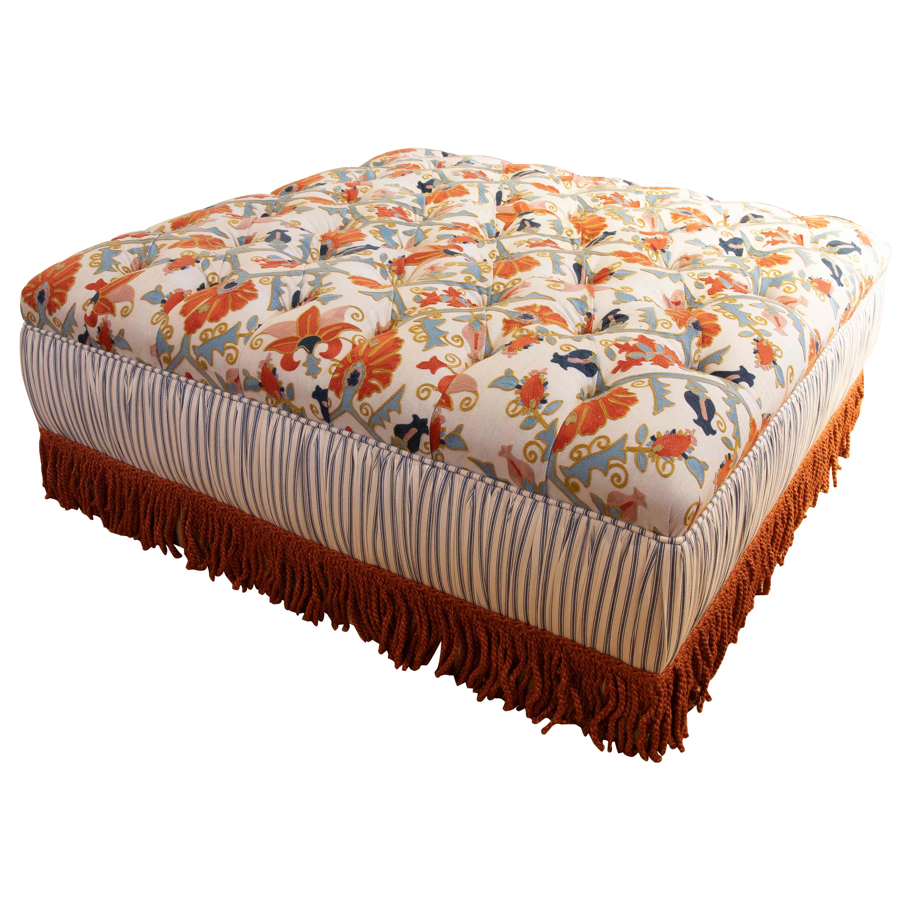 Square Ottoman with Wooden Structure Freshly Upholstered with Capitone and Bangs