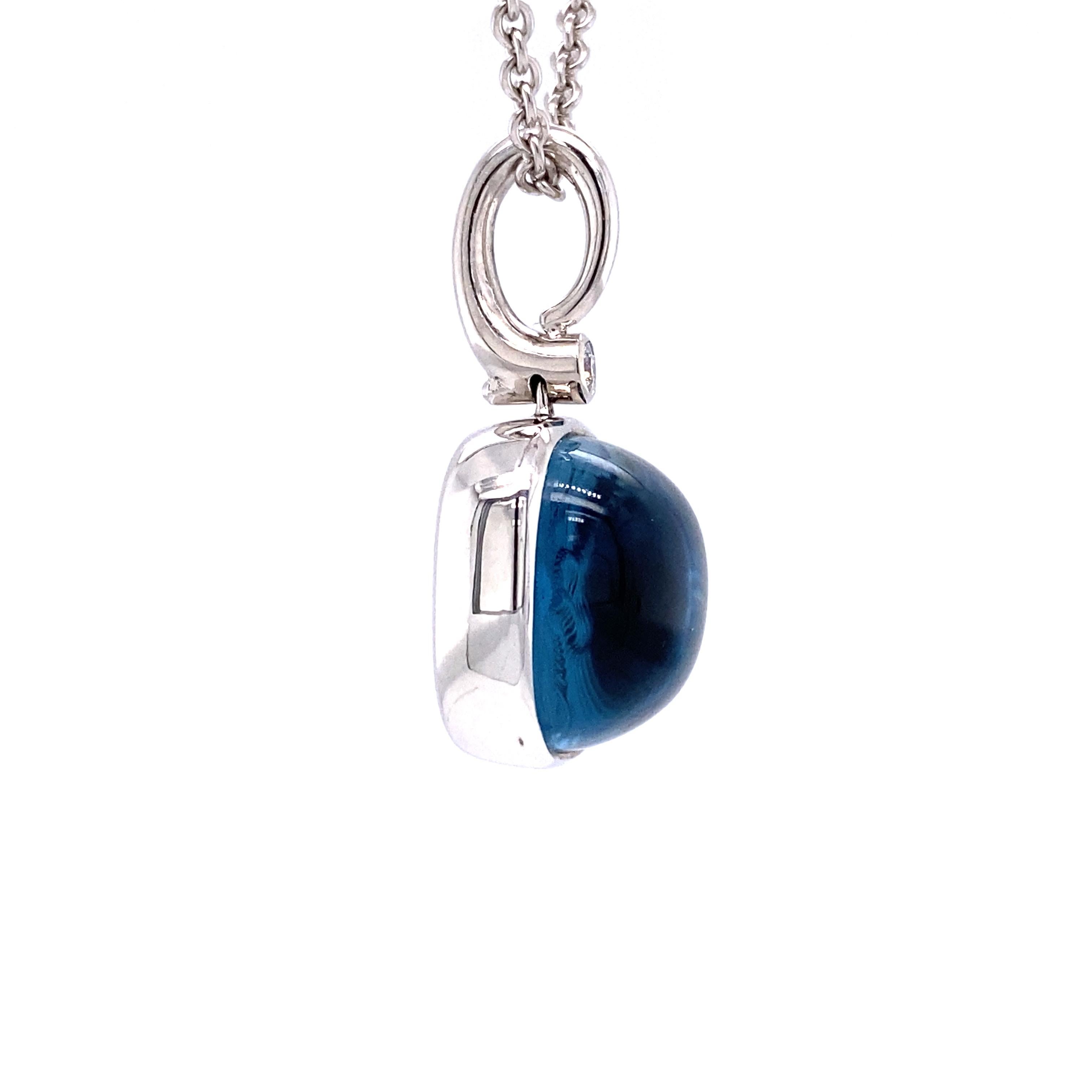 Contemporary Square Pendant Necklace 18k White Gold  Diamond 0.04 ct Blue Topaz  Guilloche For Sale