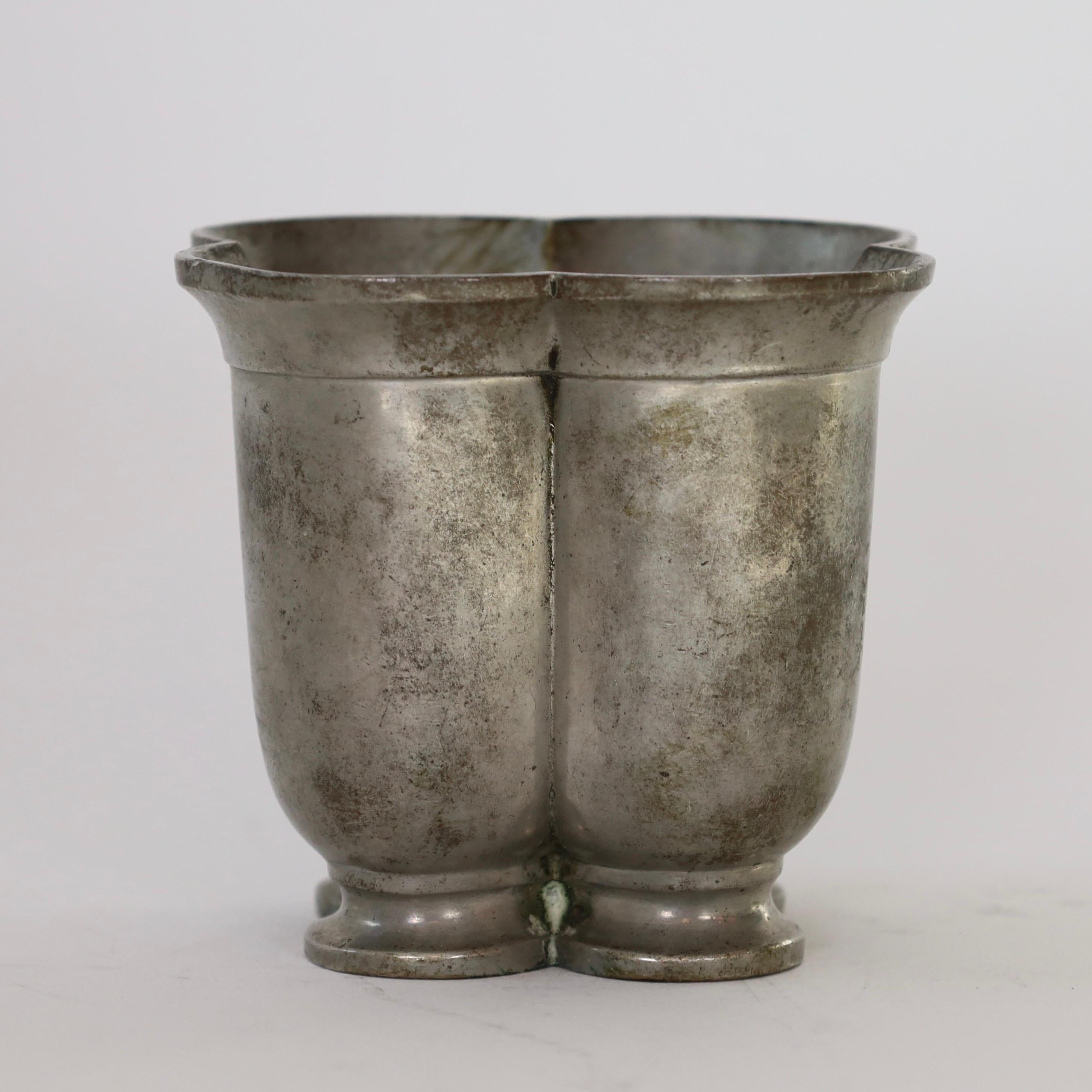 Vaso quadrato in peltro di Just Andersen, anni '20, Danimarca in vendita 1