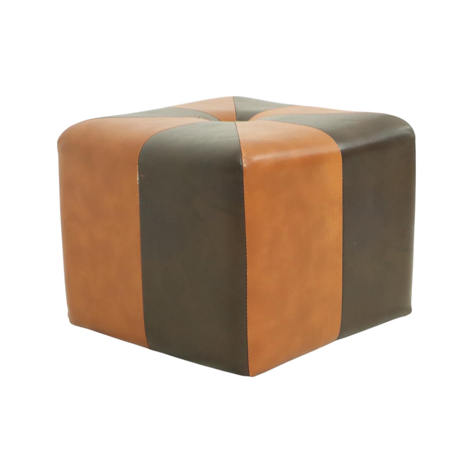 Quadratischer Hocker Skai Kunstleder Braun Kamel Patchwork 41cm im Zustand „Gut“ im Angebot in Poperinge, BE