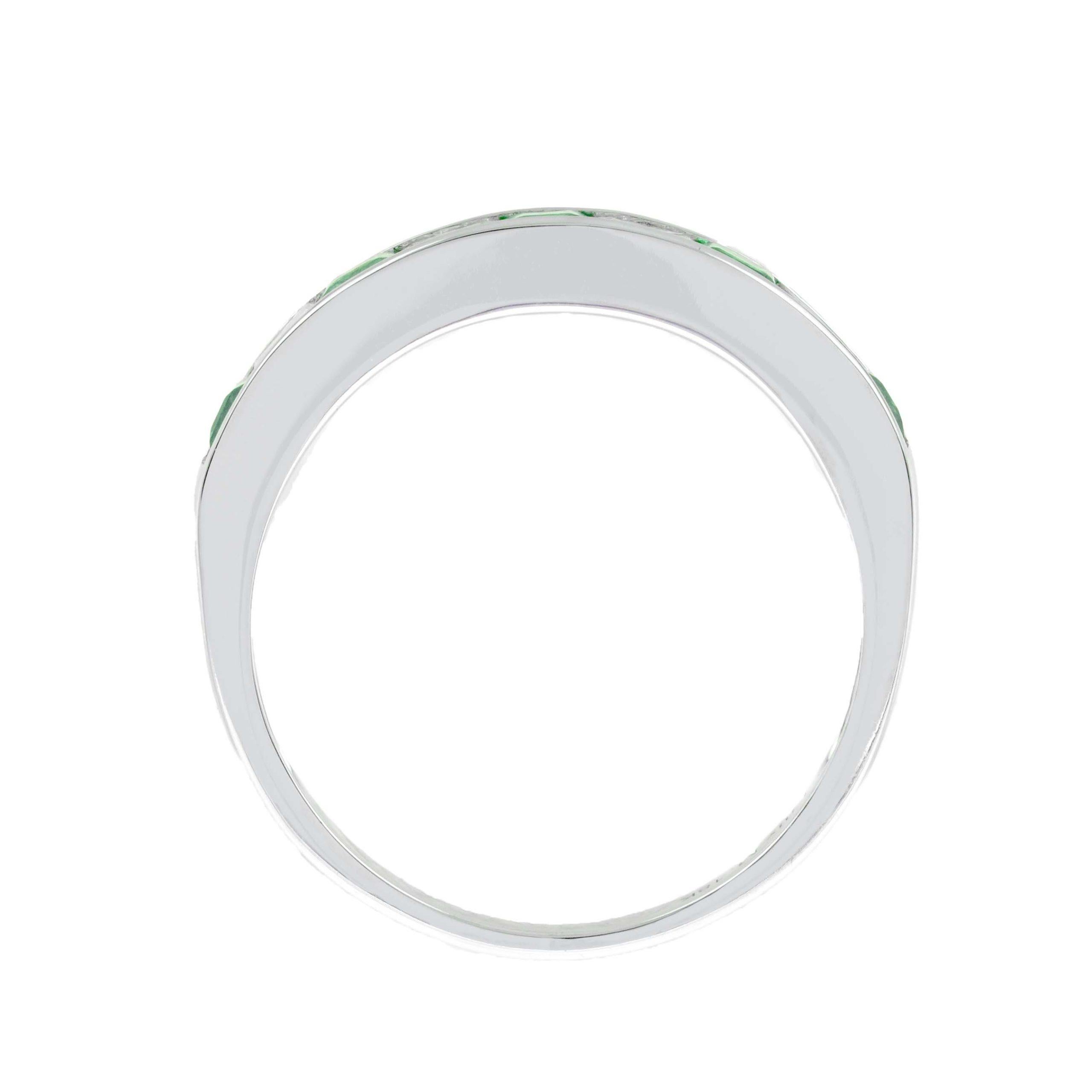 Square Princess Cut Green Emerald & Diamond Channel Half Eternity 14KW Gold Band Neuf - En vente à Oakton, VA