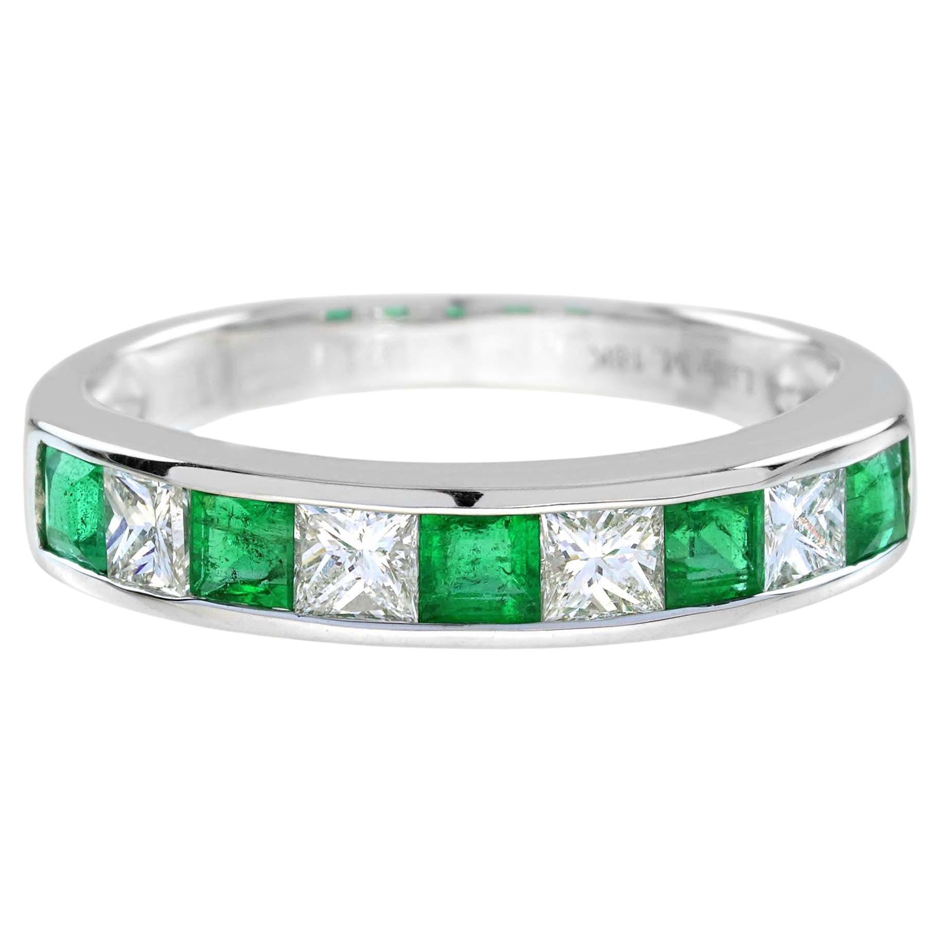 Square Princess Cut Green Emerald & Diamond Channel Half Eternity 14KW Gold Band en vente