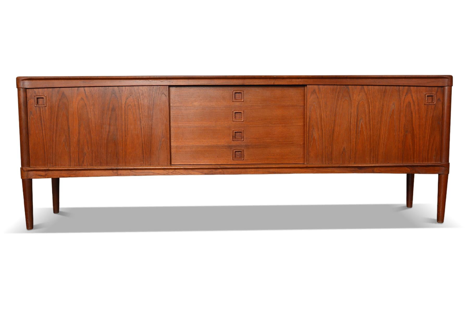 Square Pull Teak Credenza by h.w. Klein #1 For Sale 3