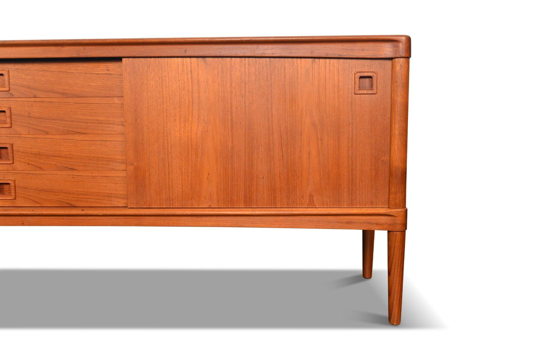 Square Pull Teak Credenza by H.W. Klein #4 For Sale 5