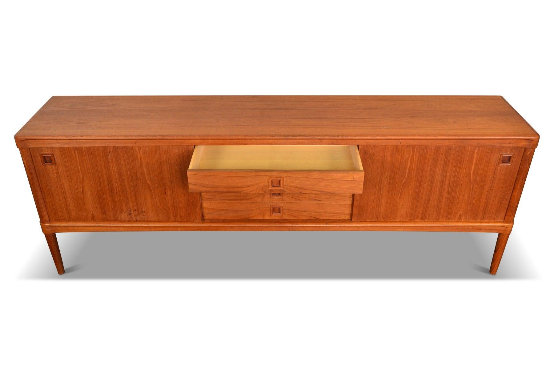 Square Pull Teak Credenza by H.W. Klein #4 For Sale 2