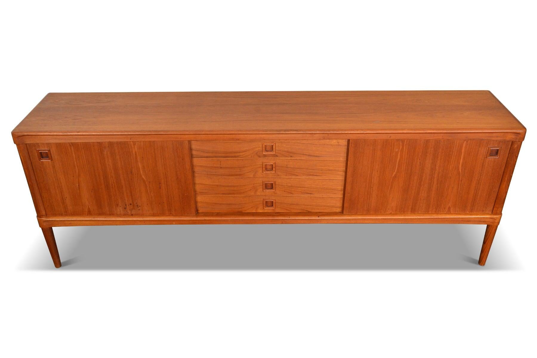 Square Pull Teak Credenza by H.W. Klein #4 For Sale 3