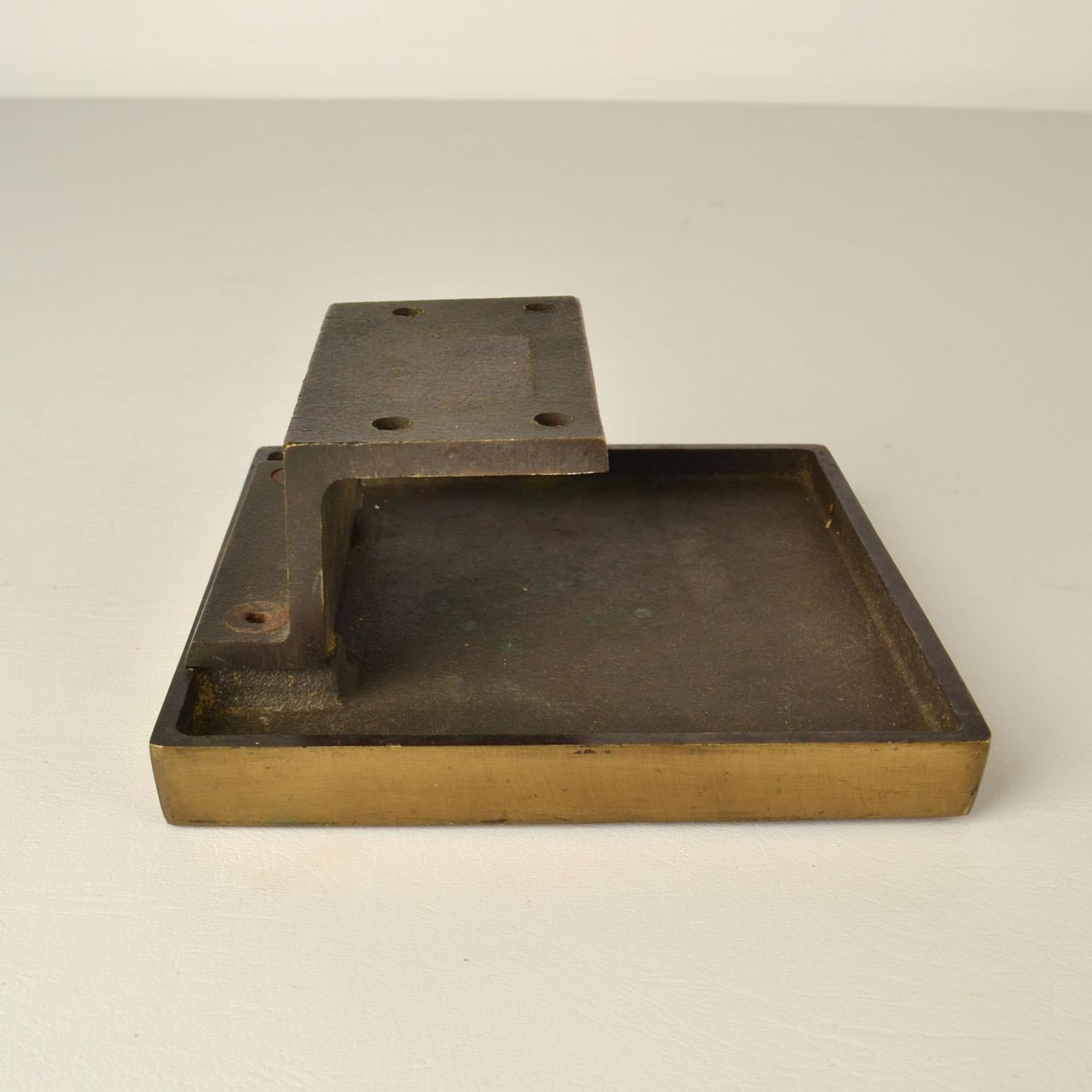 Square Push and Pull Door Handle in Bronze in Diamond Relief For Sale 5